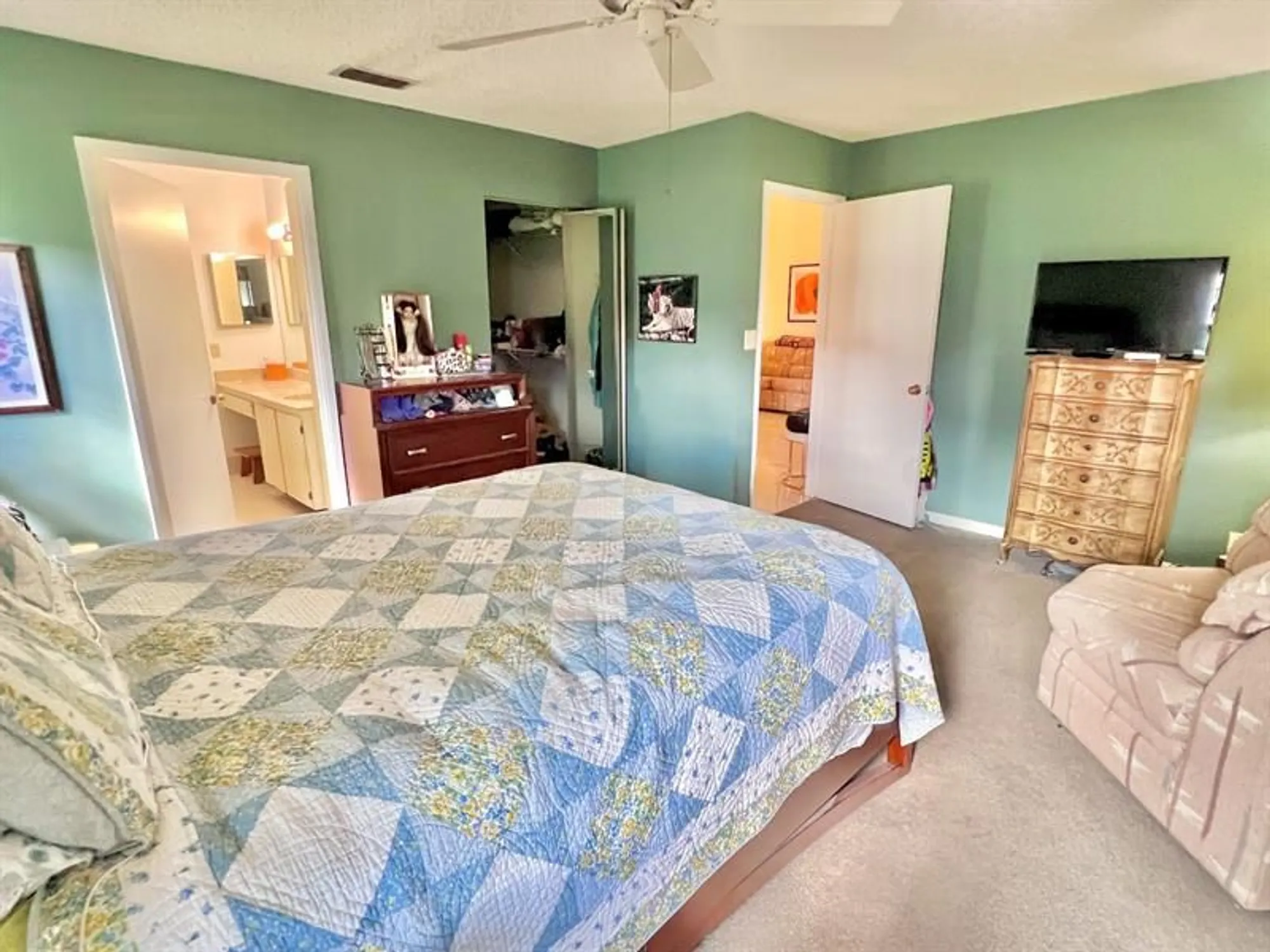 Property Slideshow image 16 of 51 | 10714 beach palm ct b, Boynton Beach, FL, 33437