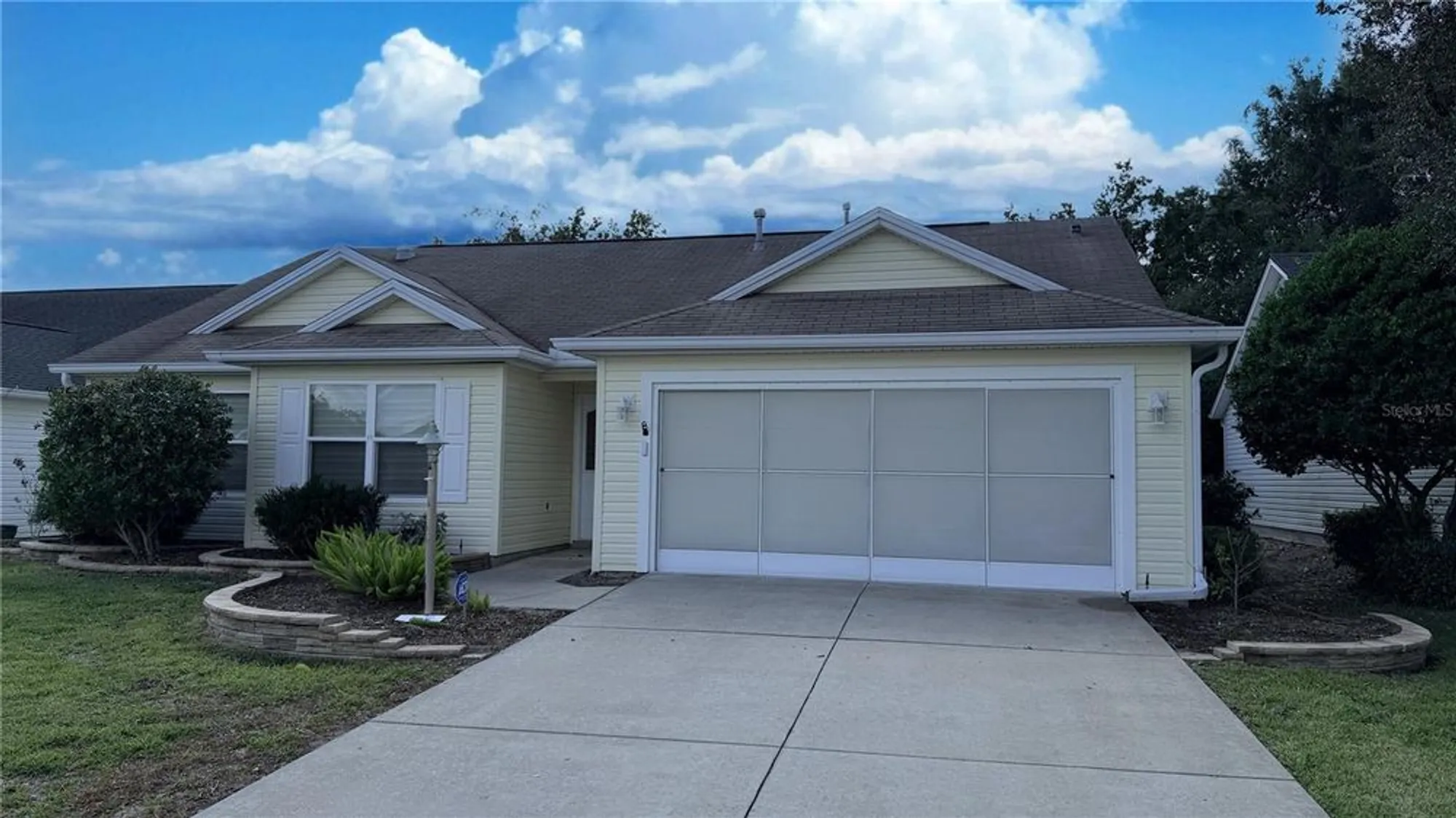 Property Slideshow image 1 of 25 | 17700 se 92nd grantham ter, The Villages, FL, 32162