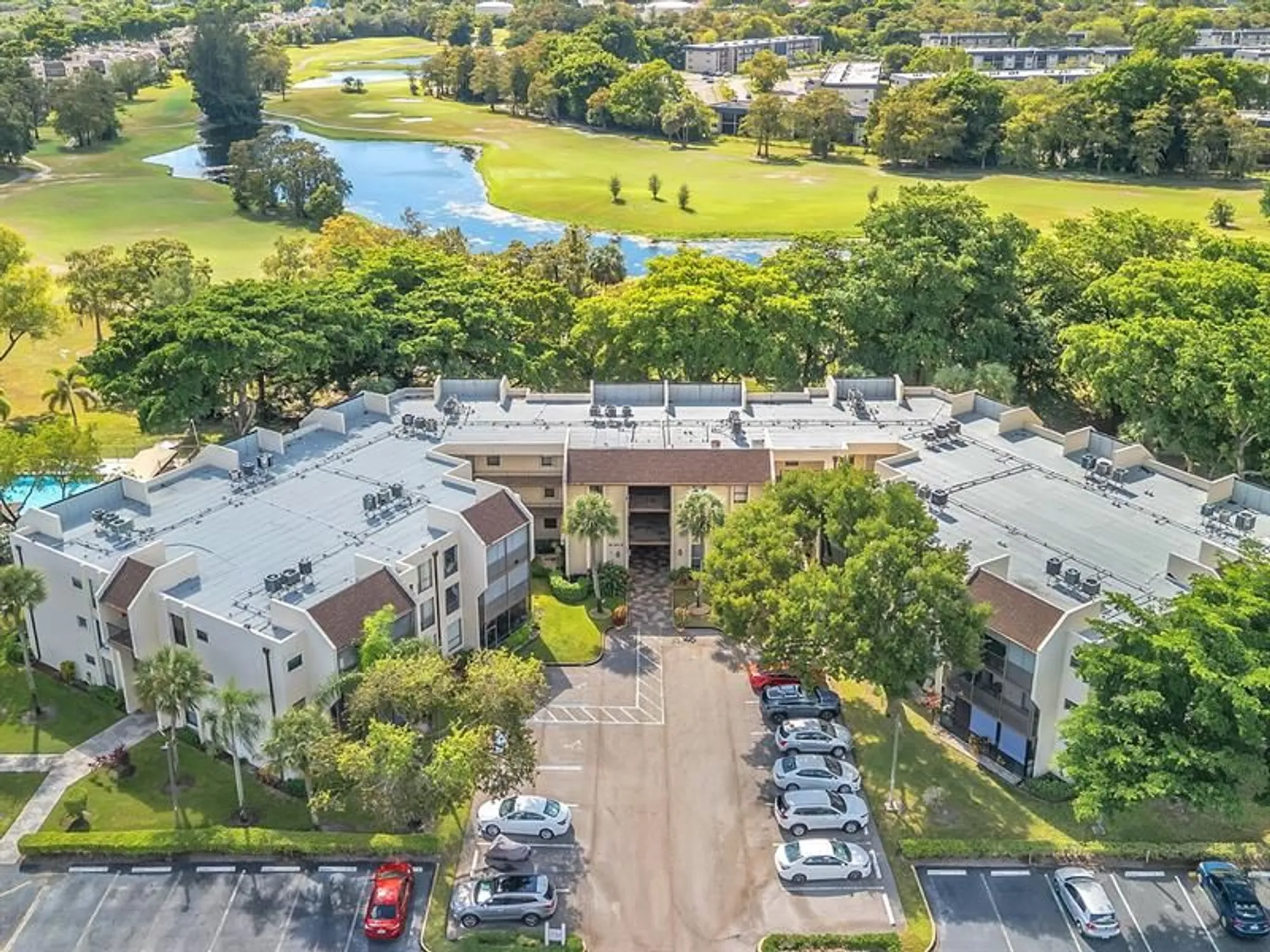 Property Slideshow image 29 of 37 | 7750 w mcnab rd apt 202, Tamarac, FL, 33321