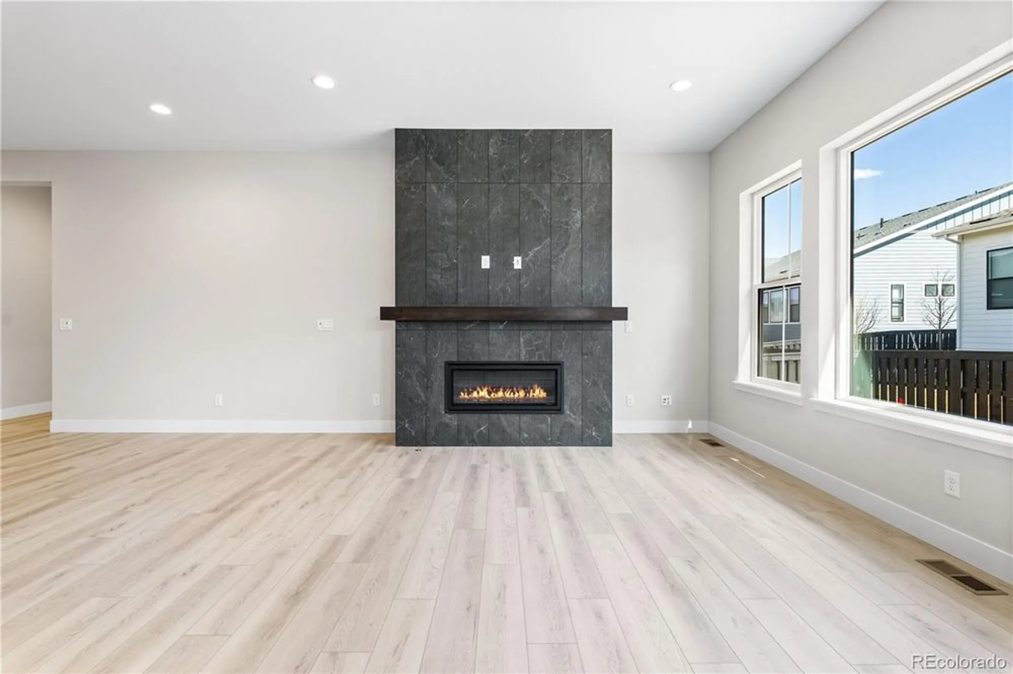 Property Slideshow image 16 of 38 | 11472 autumn moon st, Littleton, CO, 80125