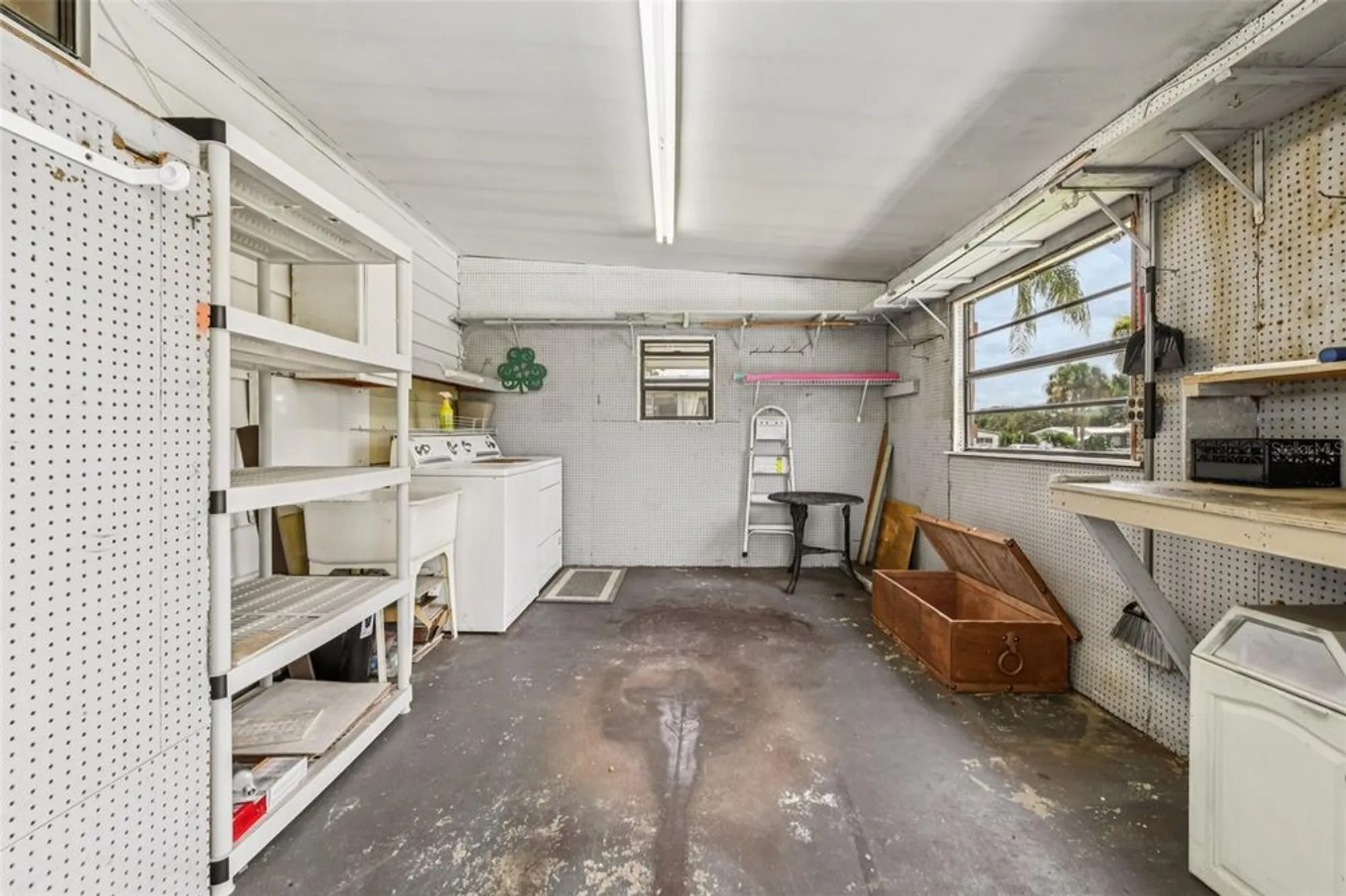 Property Slideshow image 37 of 58 | 1802 petunia ln, The Villages, FL, 32159