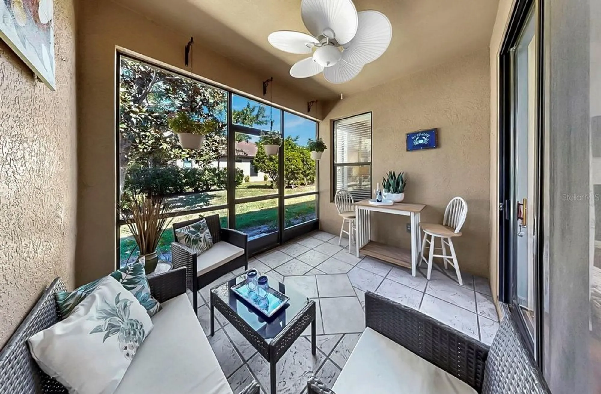 Property Slideshow image 38 of 41 | 313 seneca falls dr, Apollo Beach, FL, 33572