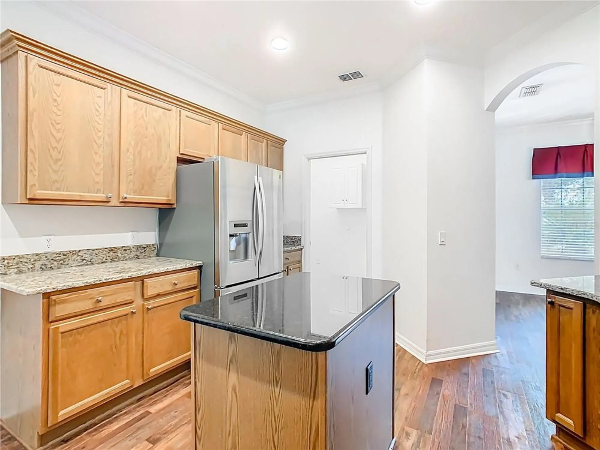 Property Slideshow image 16 of 50 | 525 shorehaven dr, Poinciana, FL, 34759