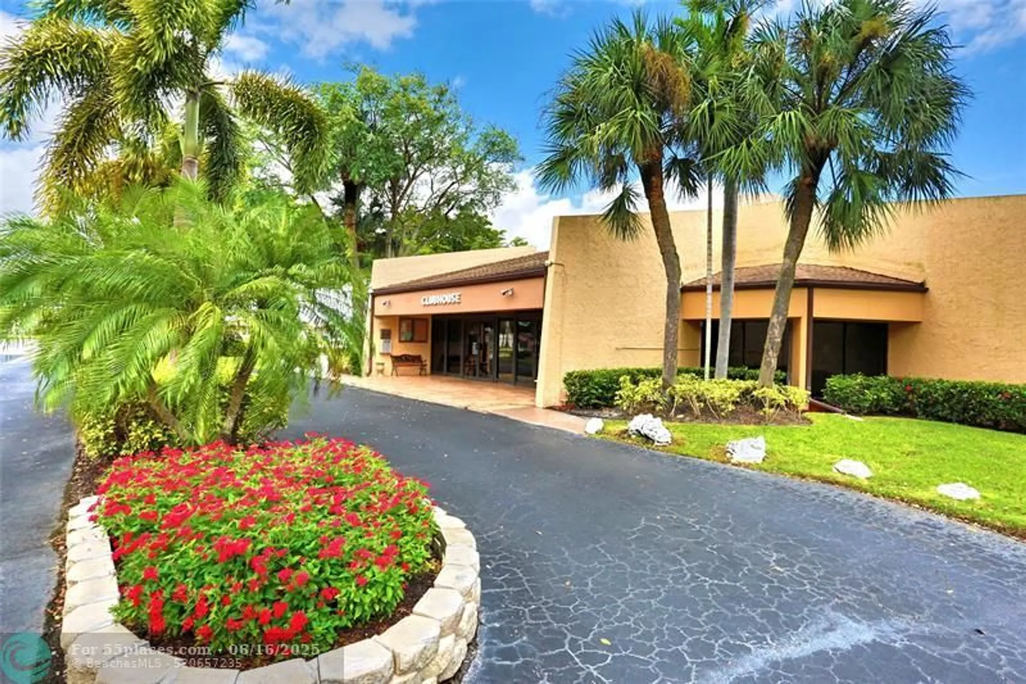 Property Slideshow image 24 of 30 | 6700 royal palm blvd apt 309, Margate, FL, 33063