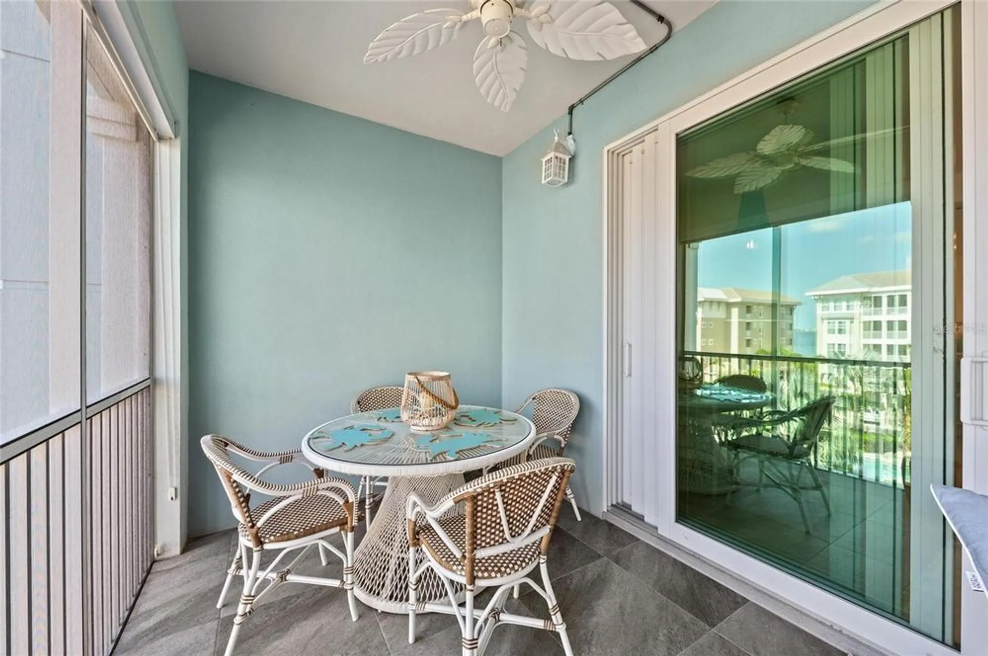 Property Slideshow image 54 of 100 | 387 aruba cir 301, Bradenton, FL, 34209