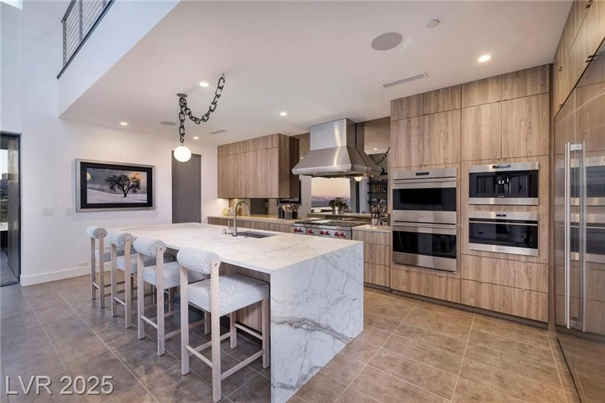 Property Slideshow image 16 of 70 | 32 highland cove ln, Henderson, NV, 89011