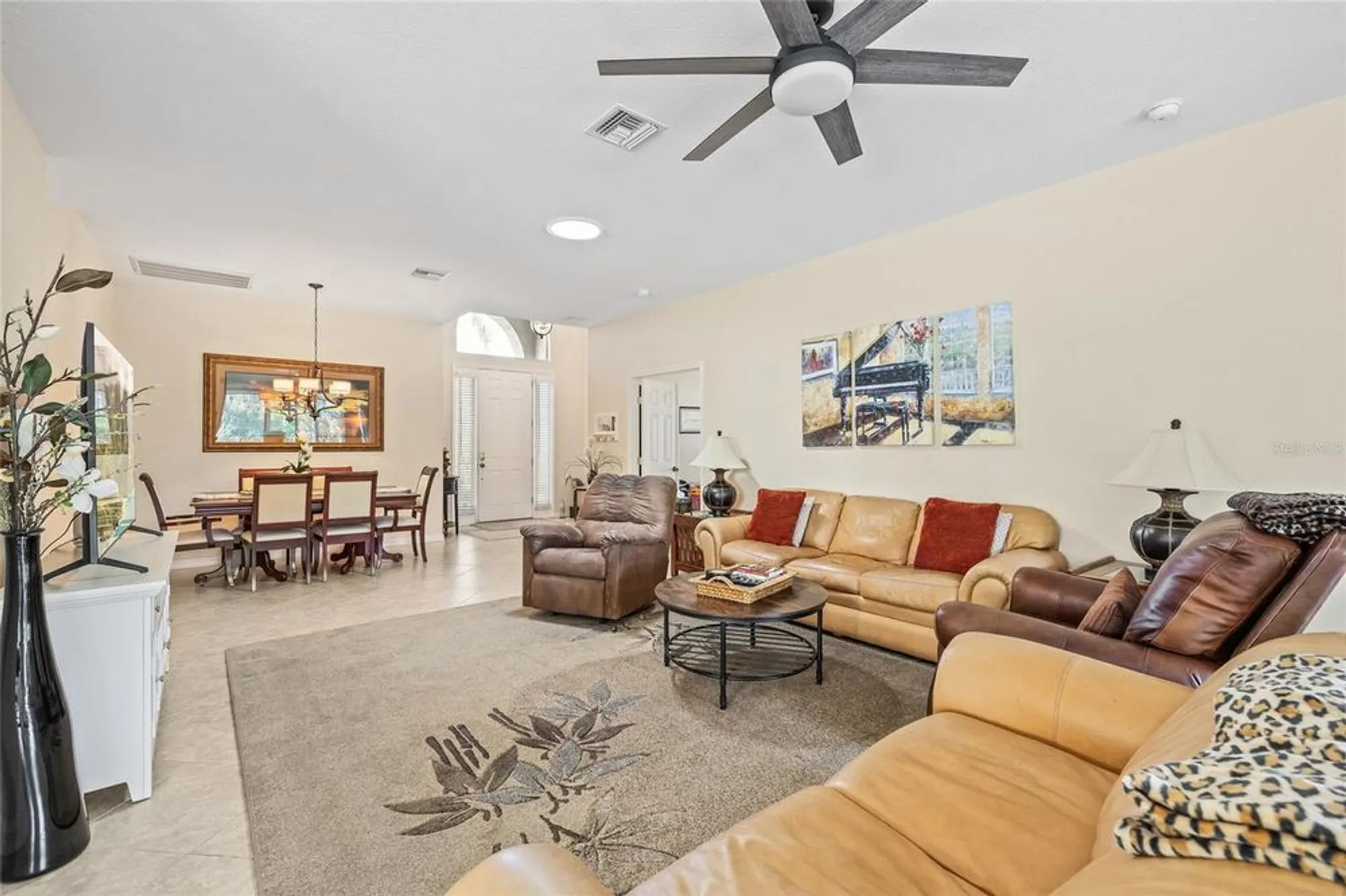 Property Slideshow image 9 of 35 | 5337 hogan ln, Winter Haven, FL, 33884