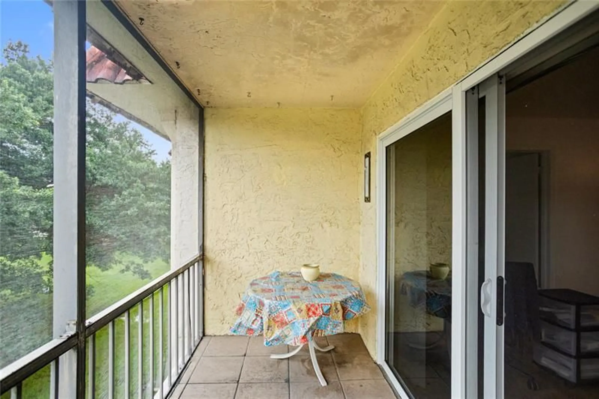 Property Slideshow image 28 of 44 | 8990 s hollybrook blvd 305, Pembroke Pines, FL, 33025