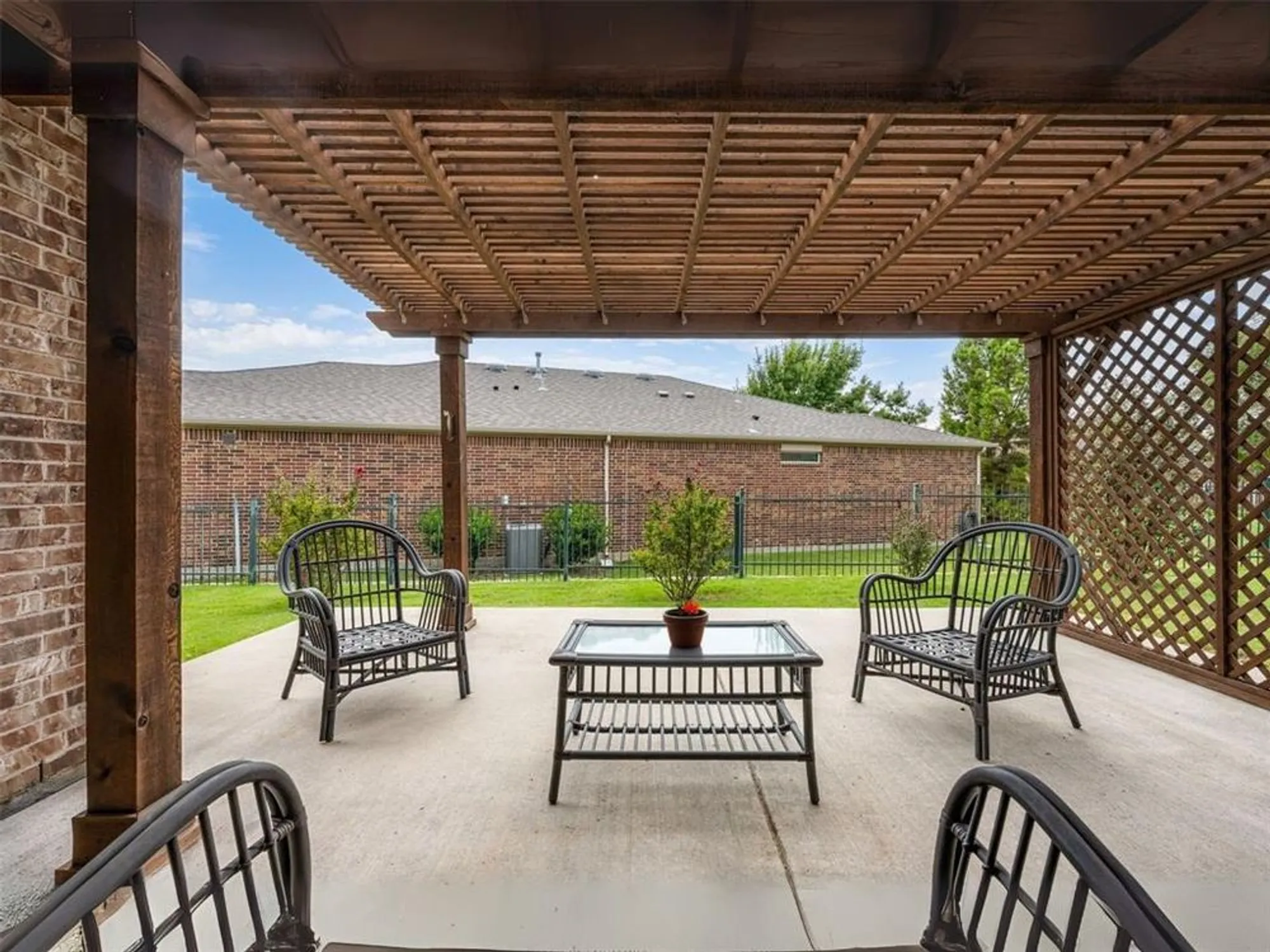 Property Slideshow image 30 of 40 | 7315 trull brook ln, Frisco, TX, 75036