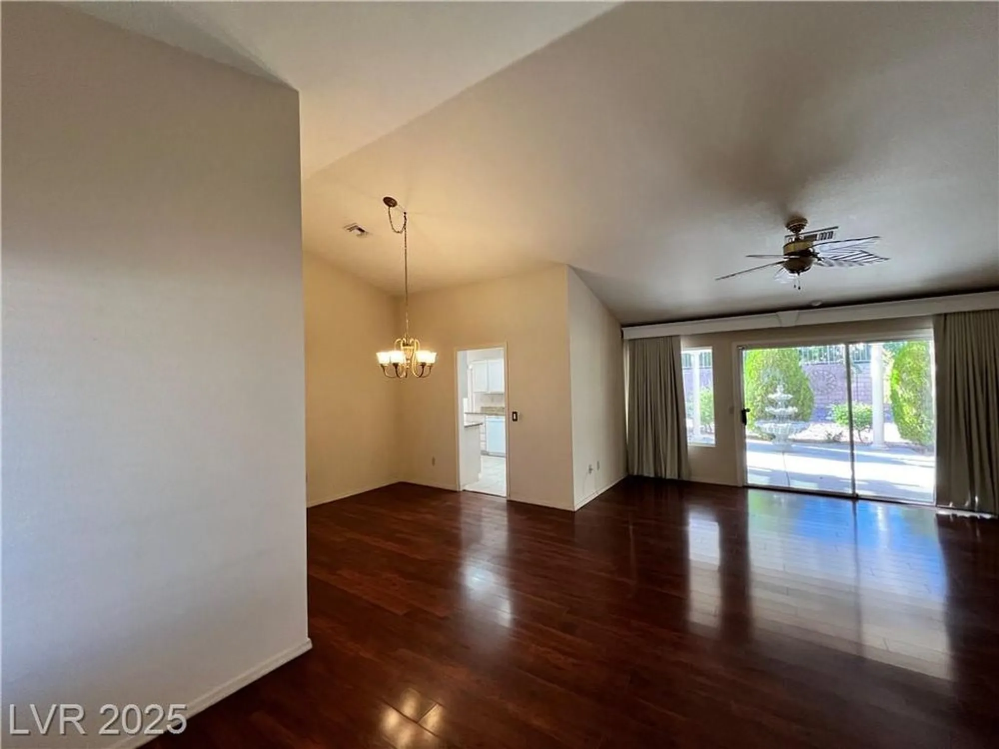 Property Slideshow image 3 of 20 | 2821 tumble brook dr, Las Vegas, NV, 89134