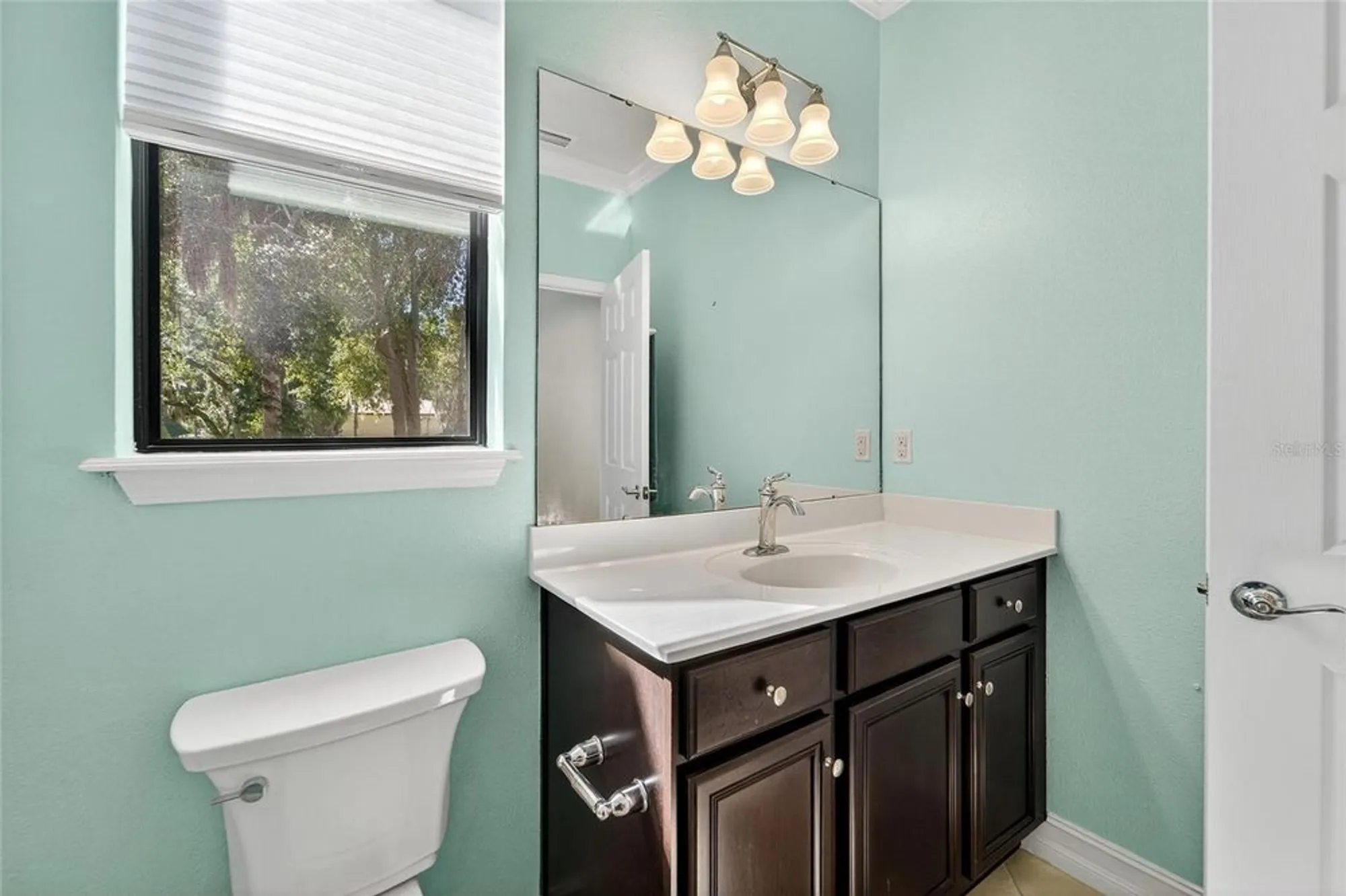 Property Slideshow image 37 of 72 | 420 cedar falls dr, Apollo Beach, FL, 33572