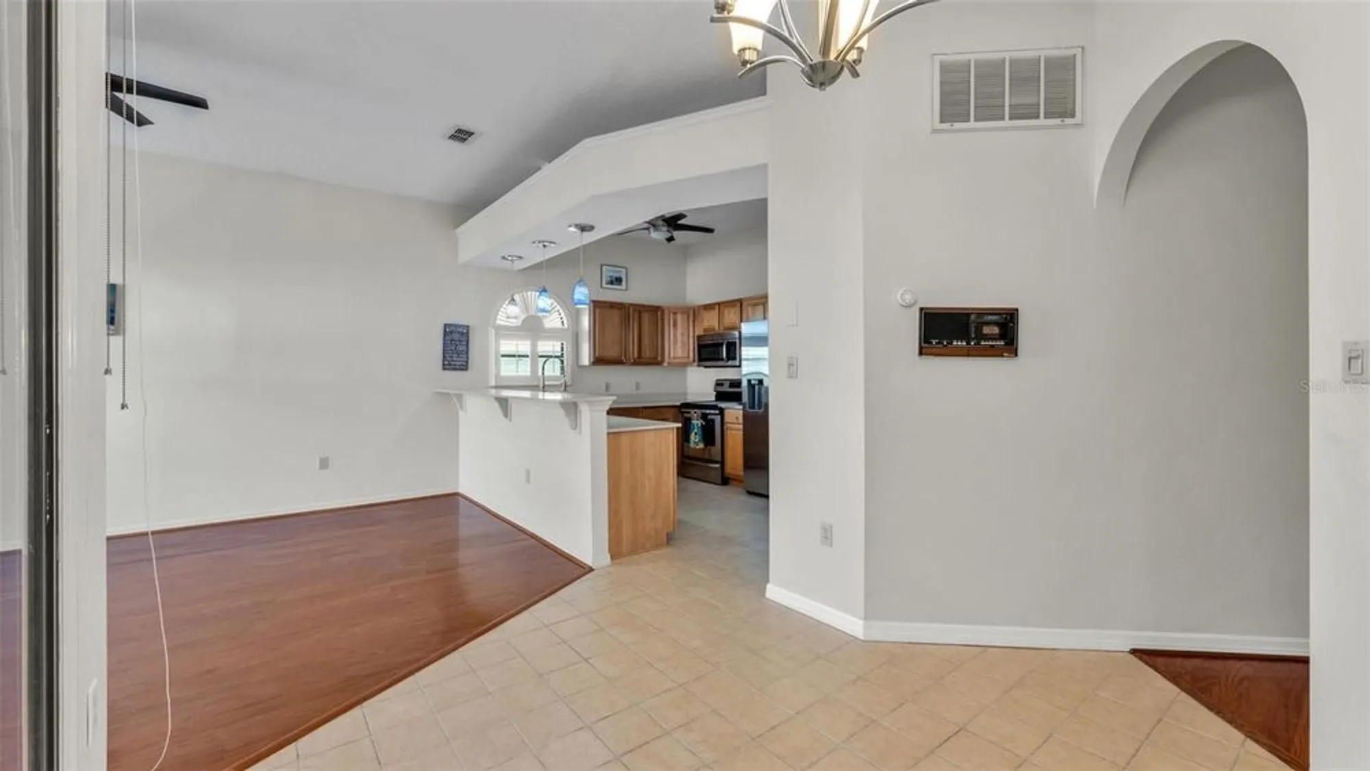 Property Slideshow image 18 of 50 | 6064 condor dr, Lakeland, FL, 33809