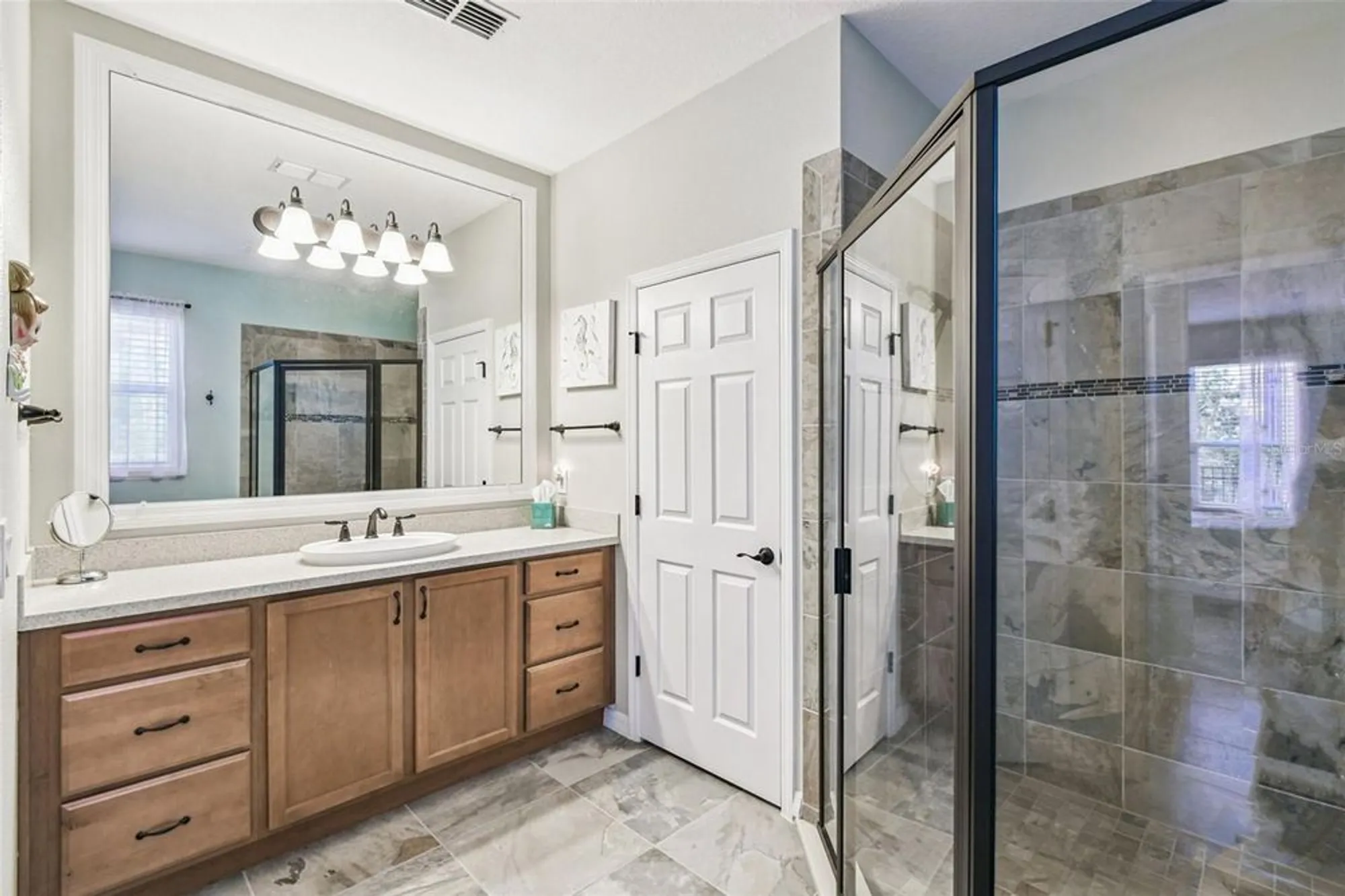 Property Slideshow image 33 of 72 | 514 san joaquin rd, Poinciana, FL, 34759