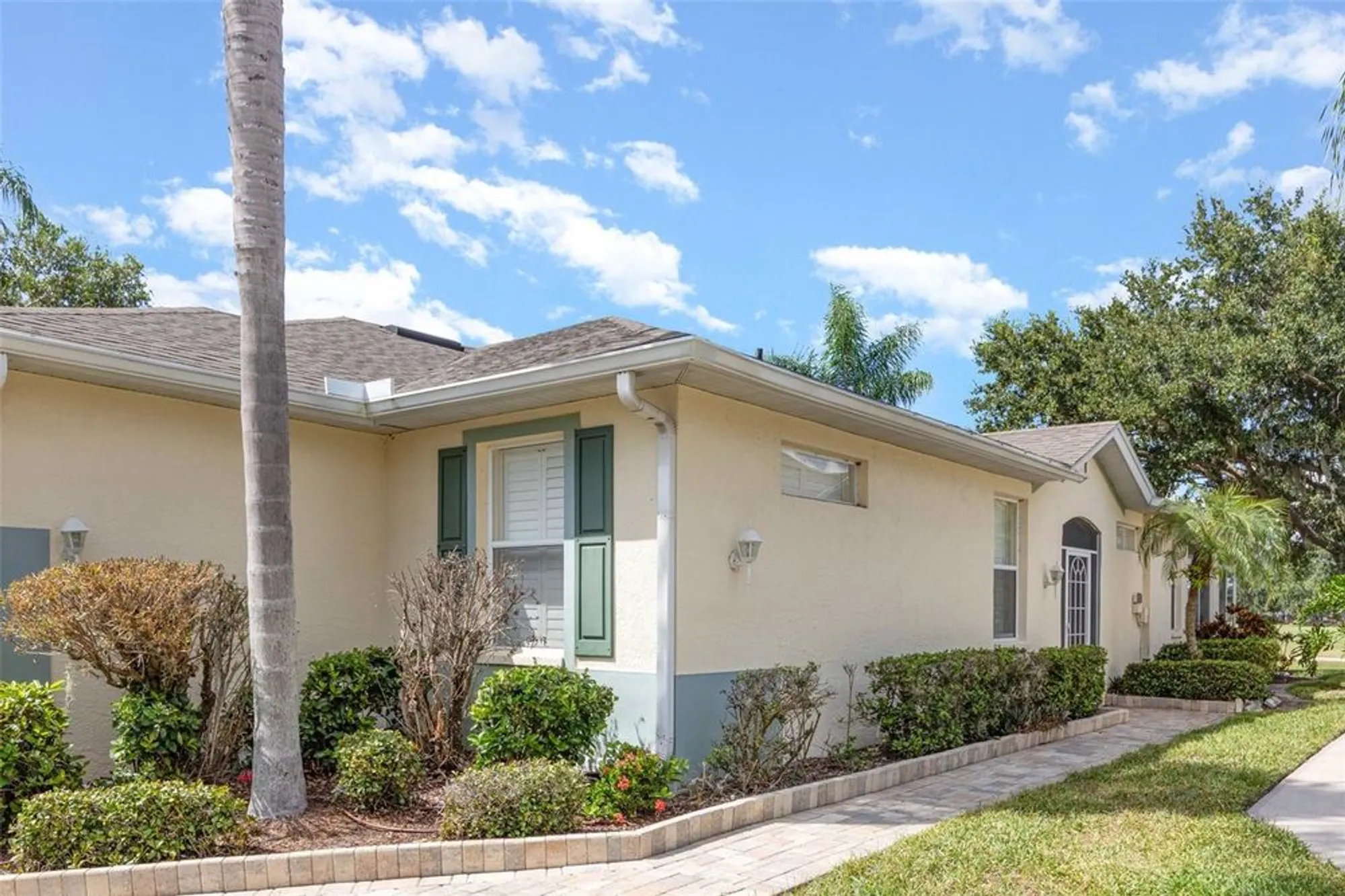Property Slideshow image 3 of 32 | 2145 acadia greens dr # ac144, Sun City Center, FL, 33573