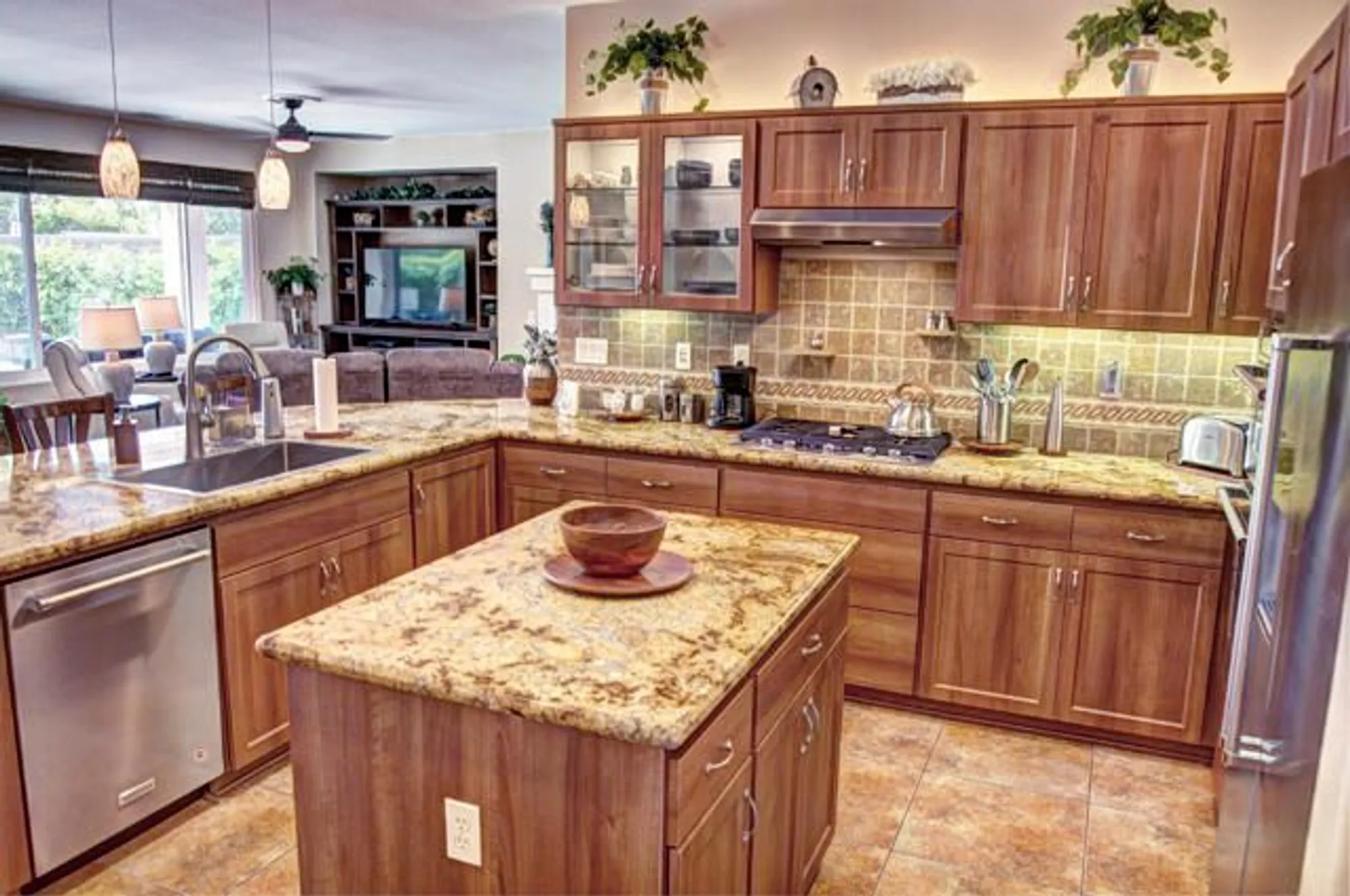 Property Slideshow image 14 of 29 | 81631 prism dr, La Quinta, CA, 92253