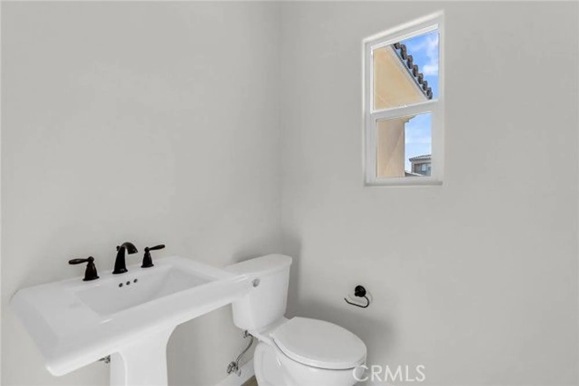 Property Slideshow image 27 of 38 | 7432 desert sky dr, Yucca Valley, CA, 92284