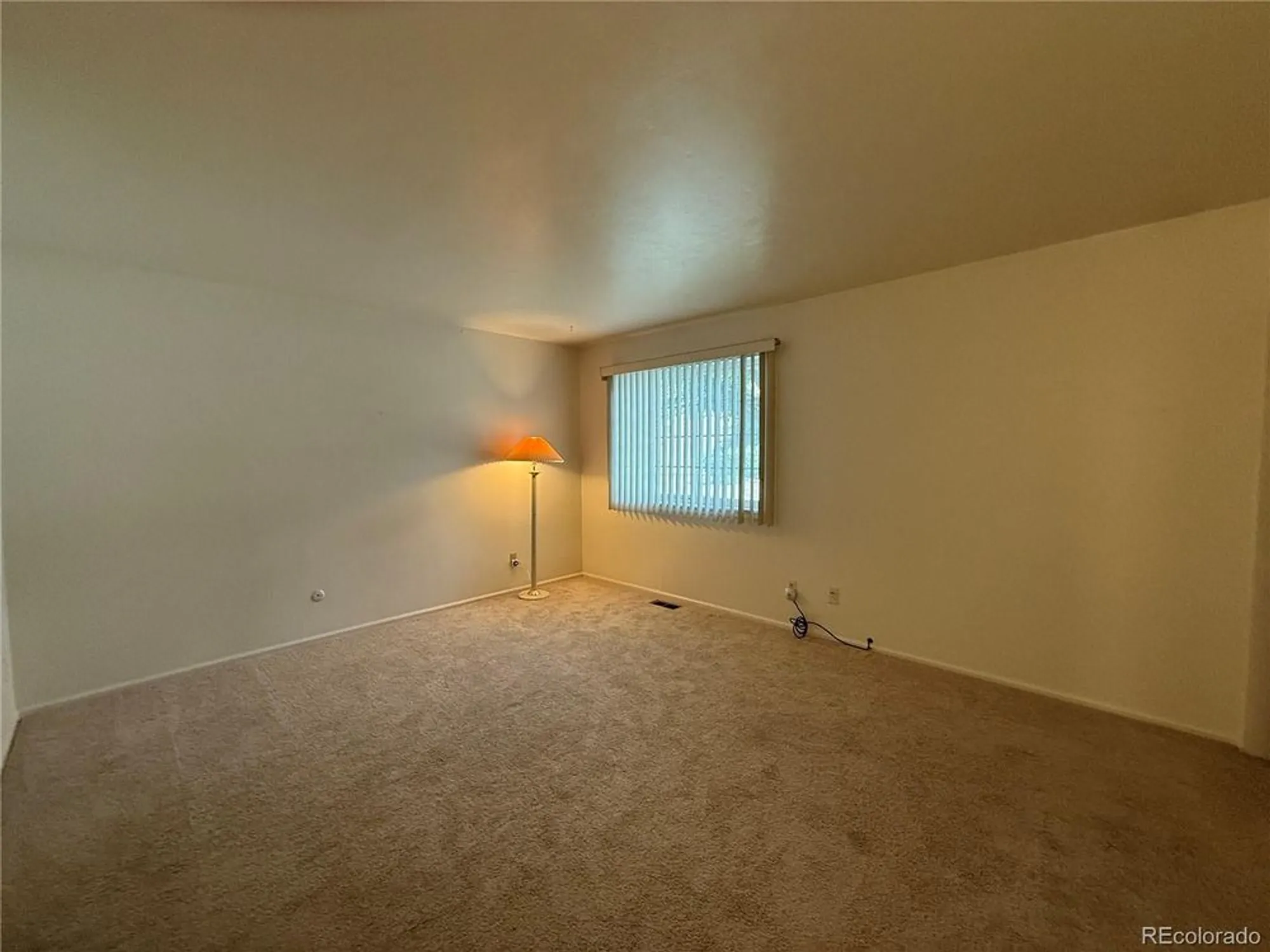 Property Slideshow image 13 of 28 | 13922 e linvale pl, Aurora, CO, 80014