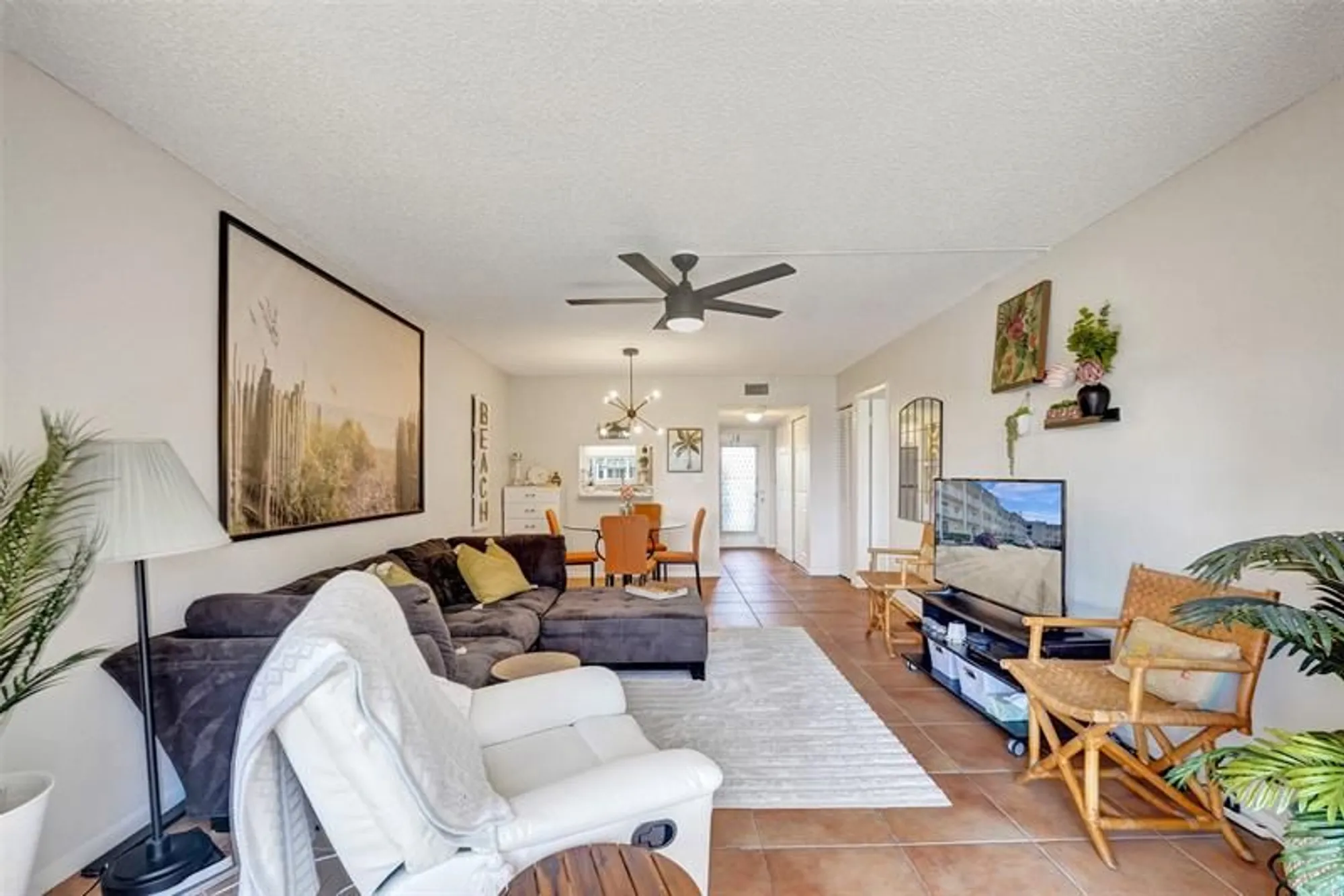 Property Slideshow image 13 of 35 | 6570 royal palm blvd 210j, Margate, FL, 33063
