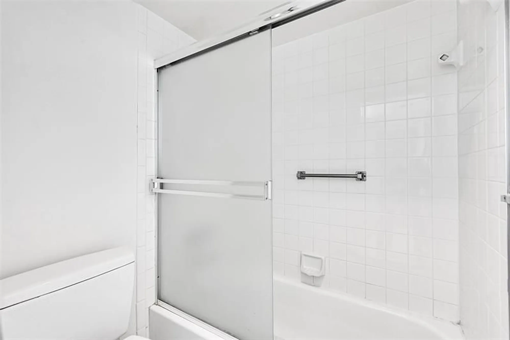 Property Slideshow image 15 of 25 | 1902 bermuda cir h3, Coconut Creek, FL, 33066