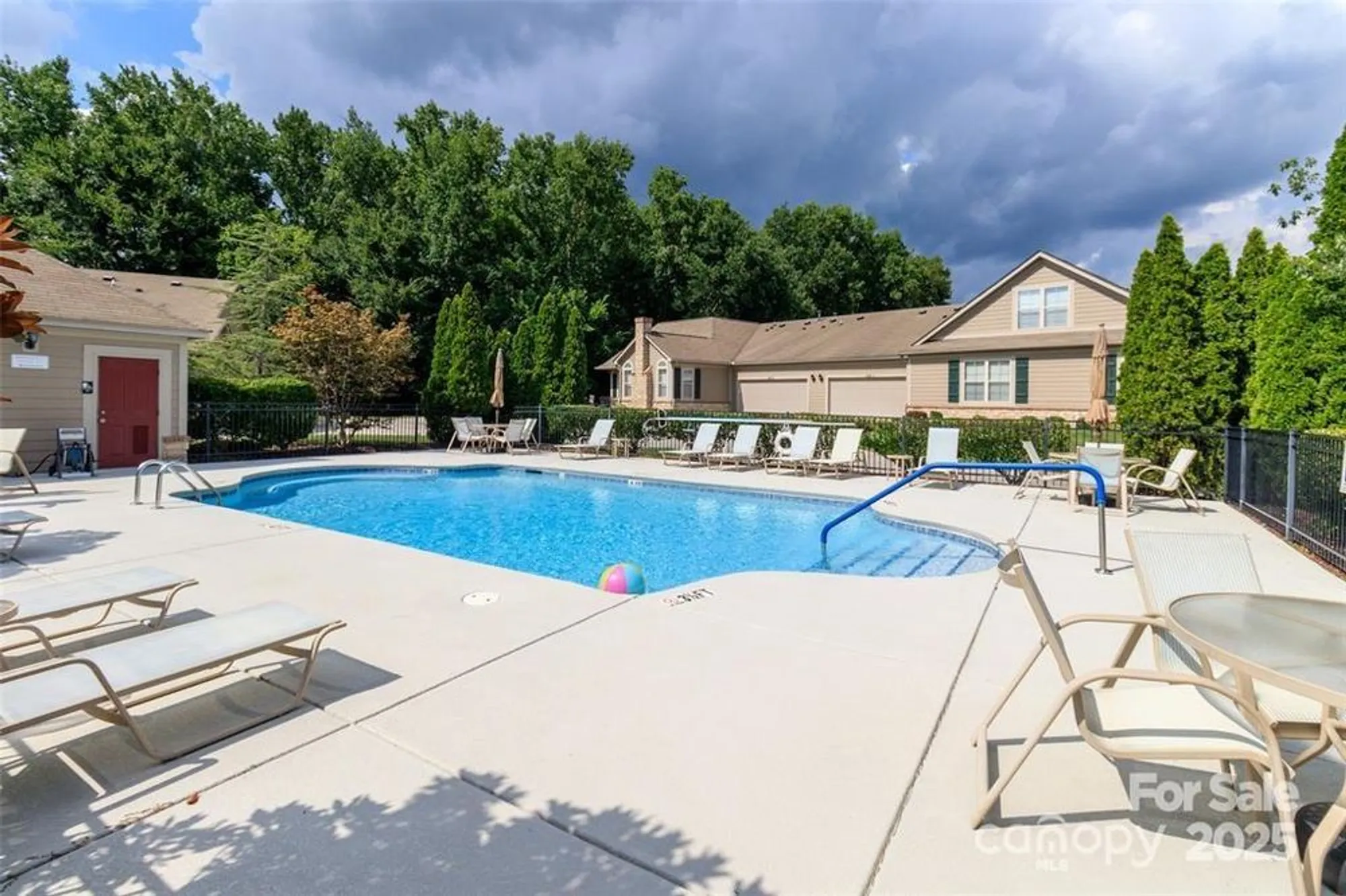 Property Slideshow image 30 of 39 | 3546 south bank ct, Matthews, NC, 28105