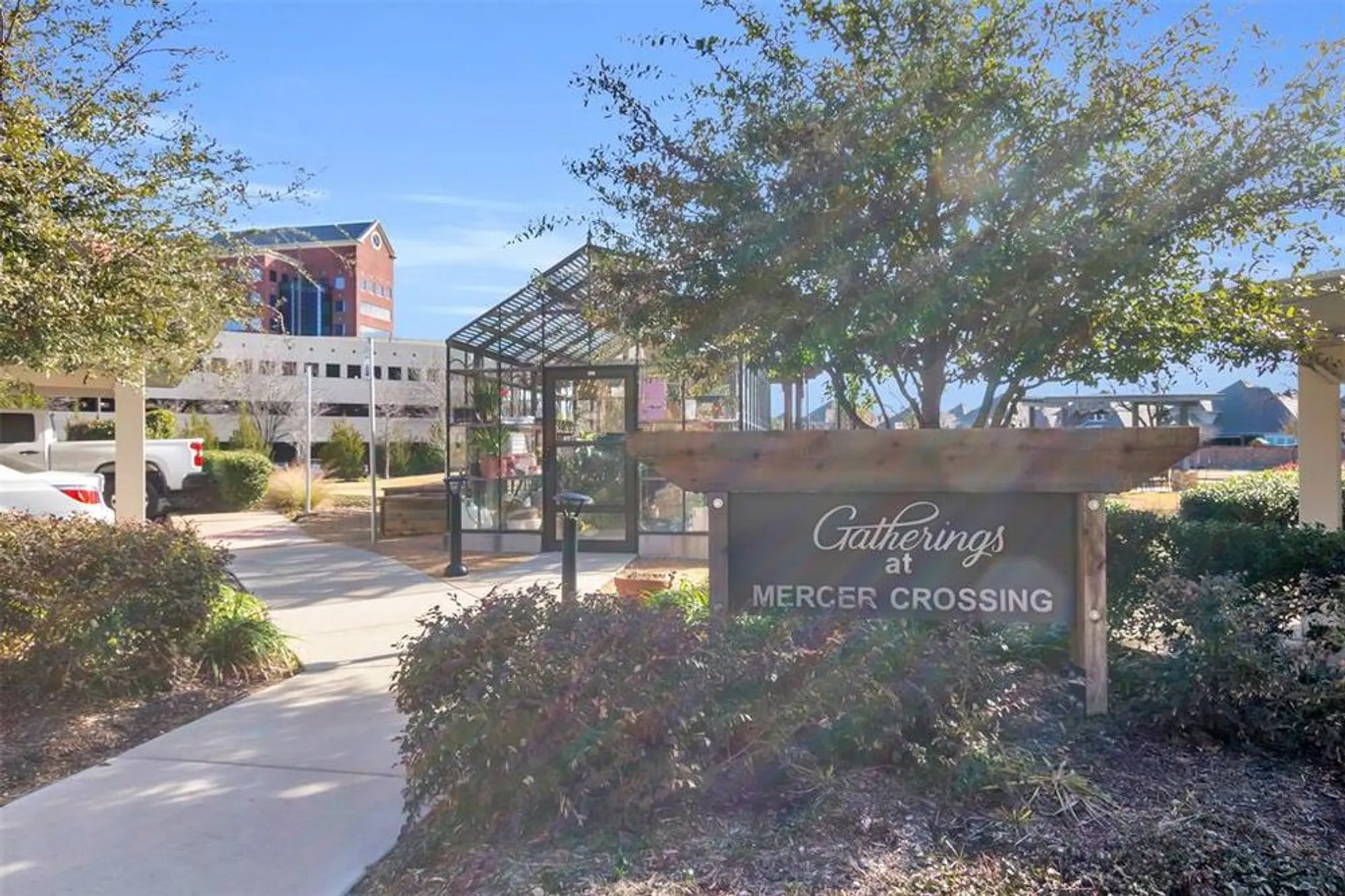 Property Slideshow image 30 of 34 | 1735 wittington pl apt 2302, Dallas, TX, 75234