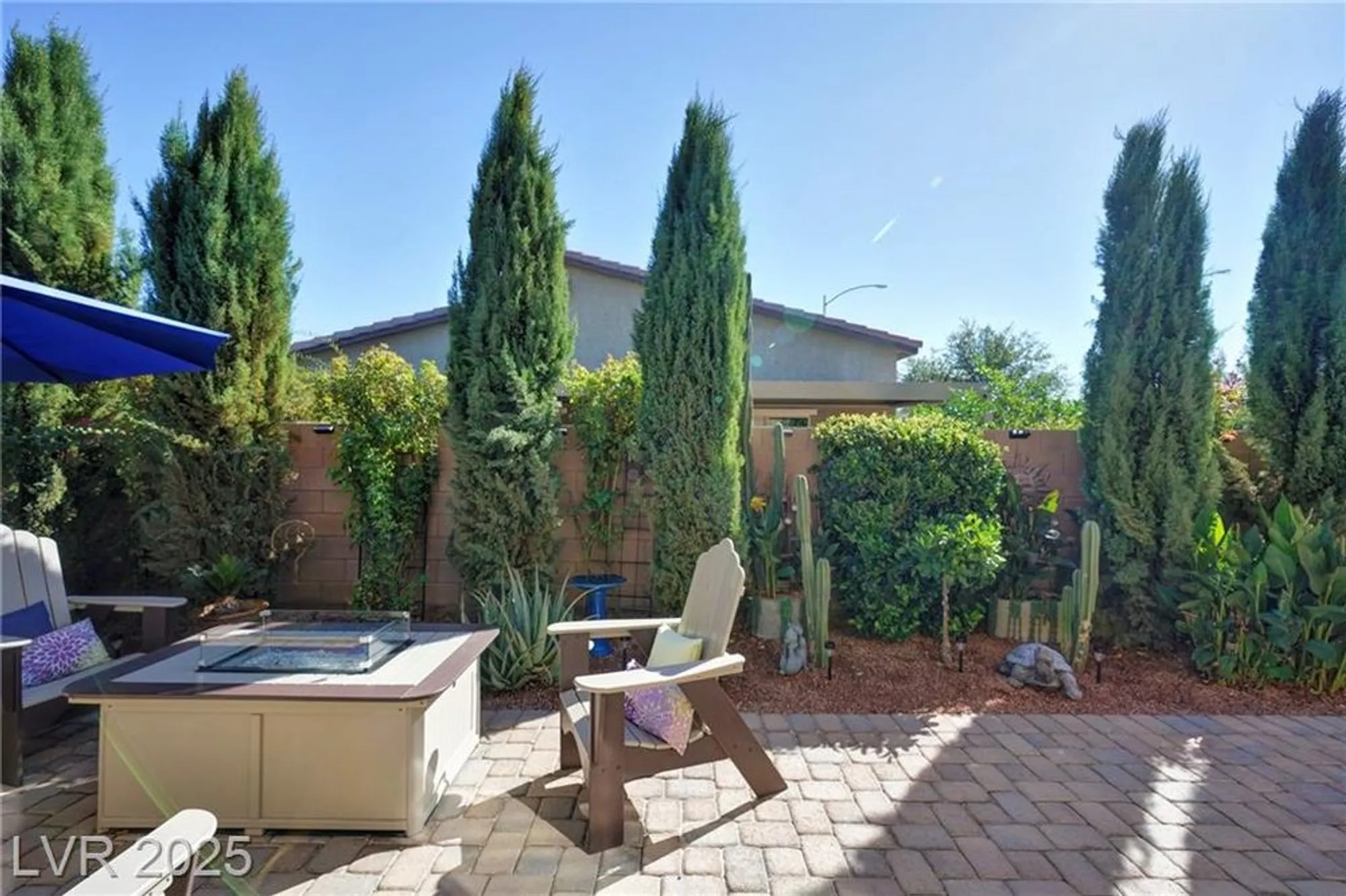 Property Slideshow image 22 of 68 | 1844 wolfcreek falls ct, Henderson, NV, 89044