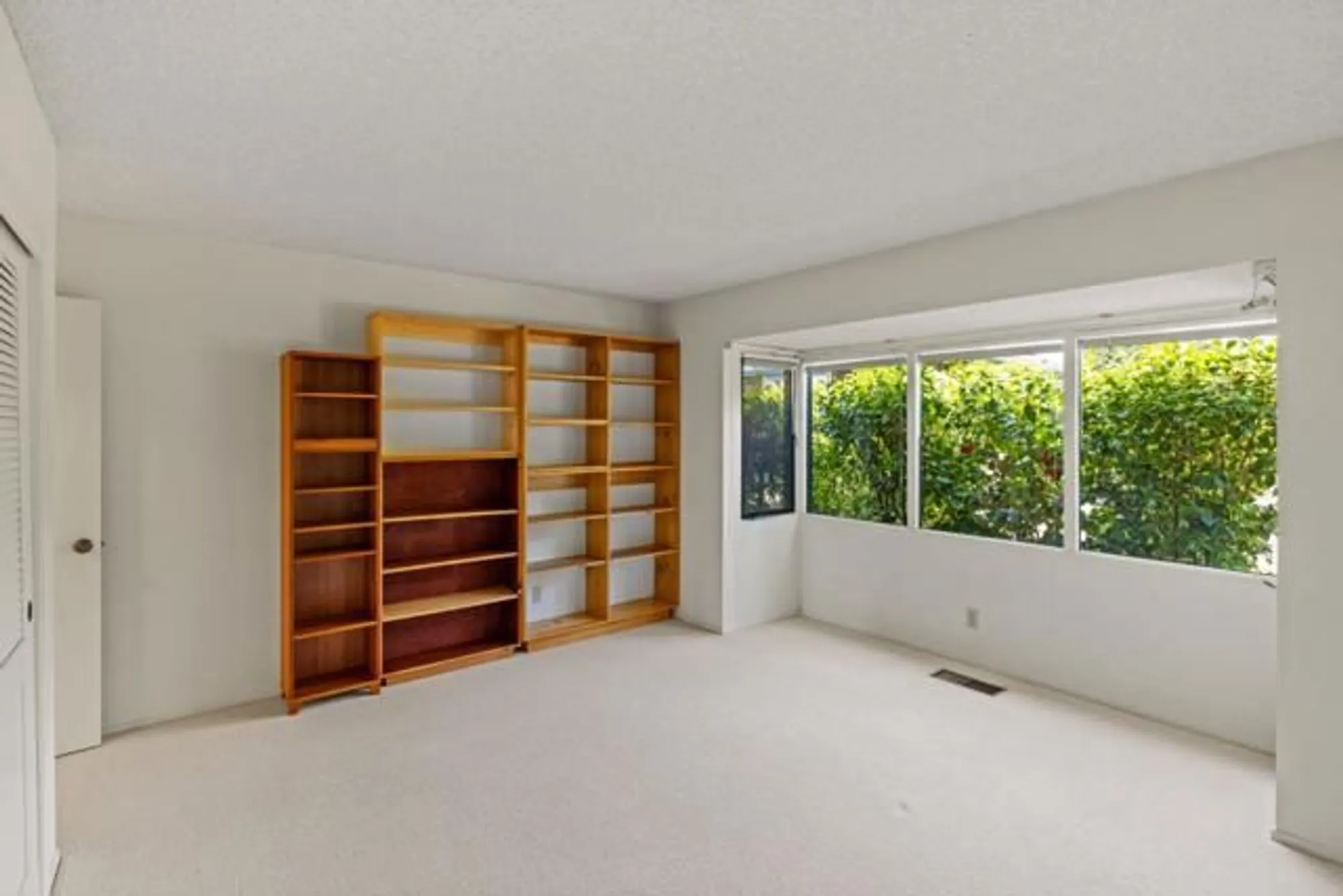 Property Slideshow image 13 of 36 | 254 del mesa carmel, Carmel, CA, 93923