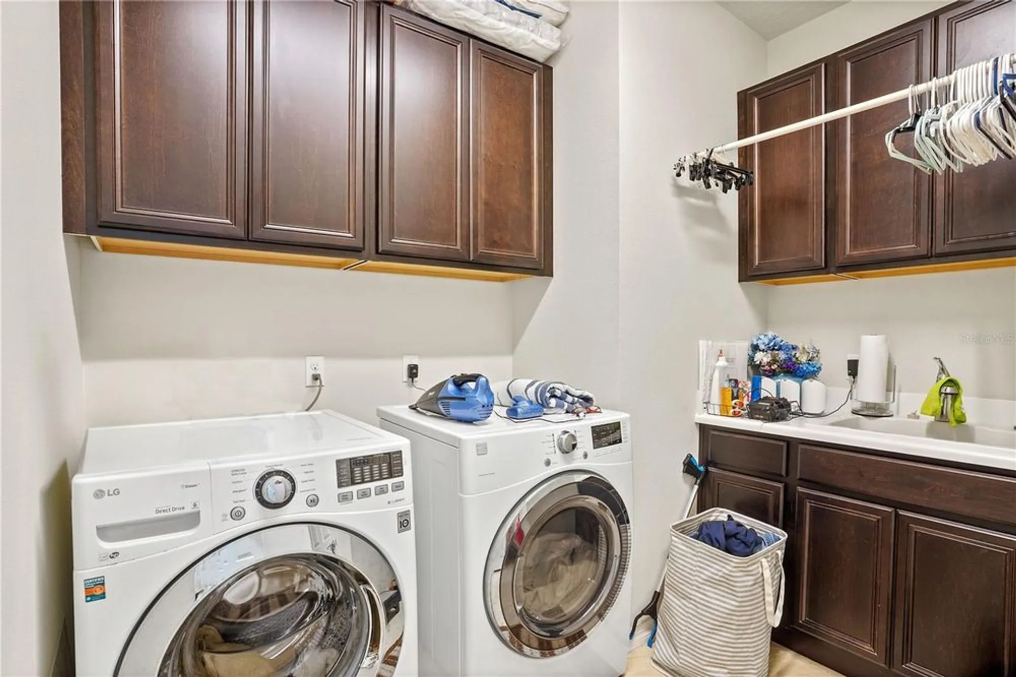 Property Slideshow image 28 of 53 | 329 alicante ct, Davenport, FL, 33837