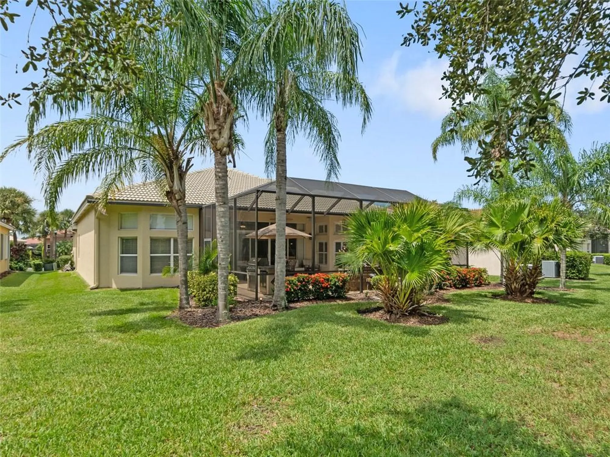 Property Slideshow image 43 of 62 | 5024 ruby flats dr, Wimauma, FL, 33598
