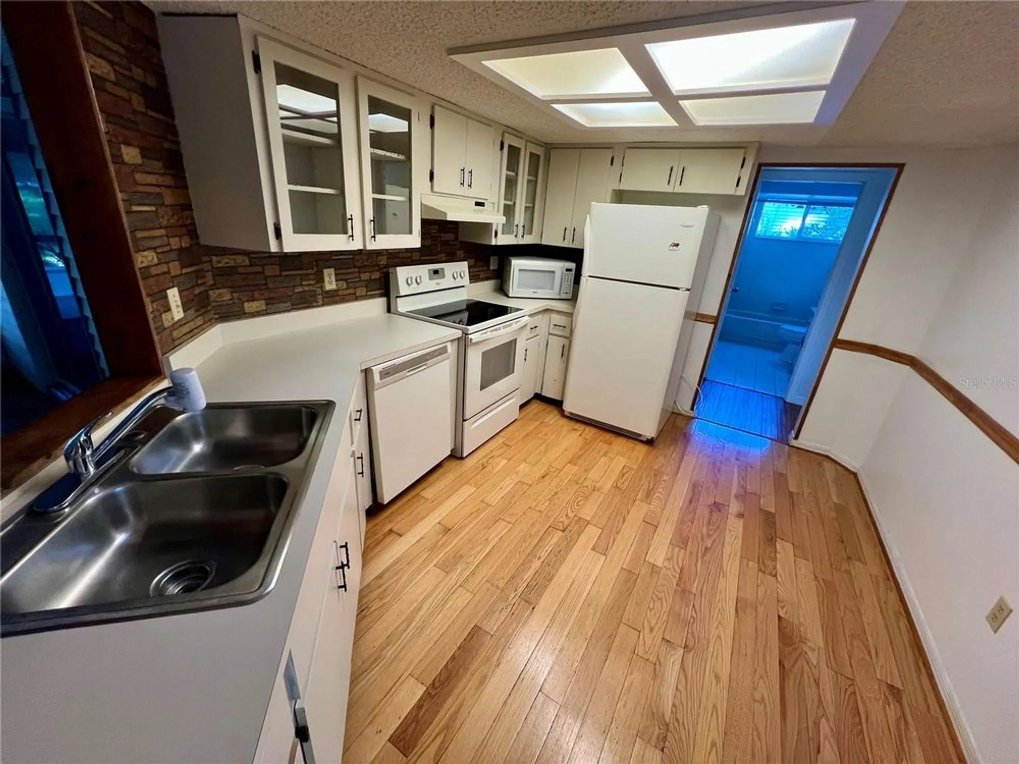 Property Slideshow image 5 of 19 | 10966 sw 82nd ter, Ocala, FL, 34481