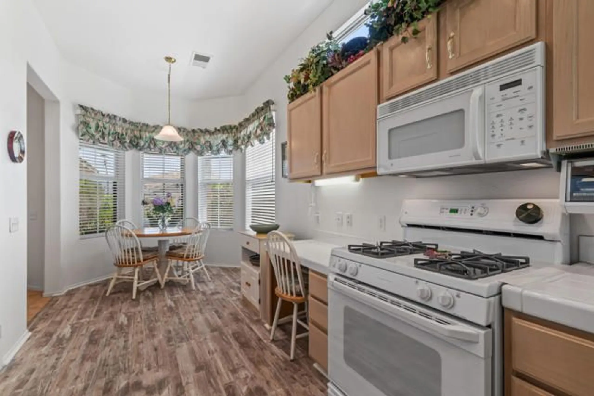 Property Slideshow image 19 of 57 | 44591 s heritage palms dr, Indio, CA, 92201