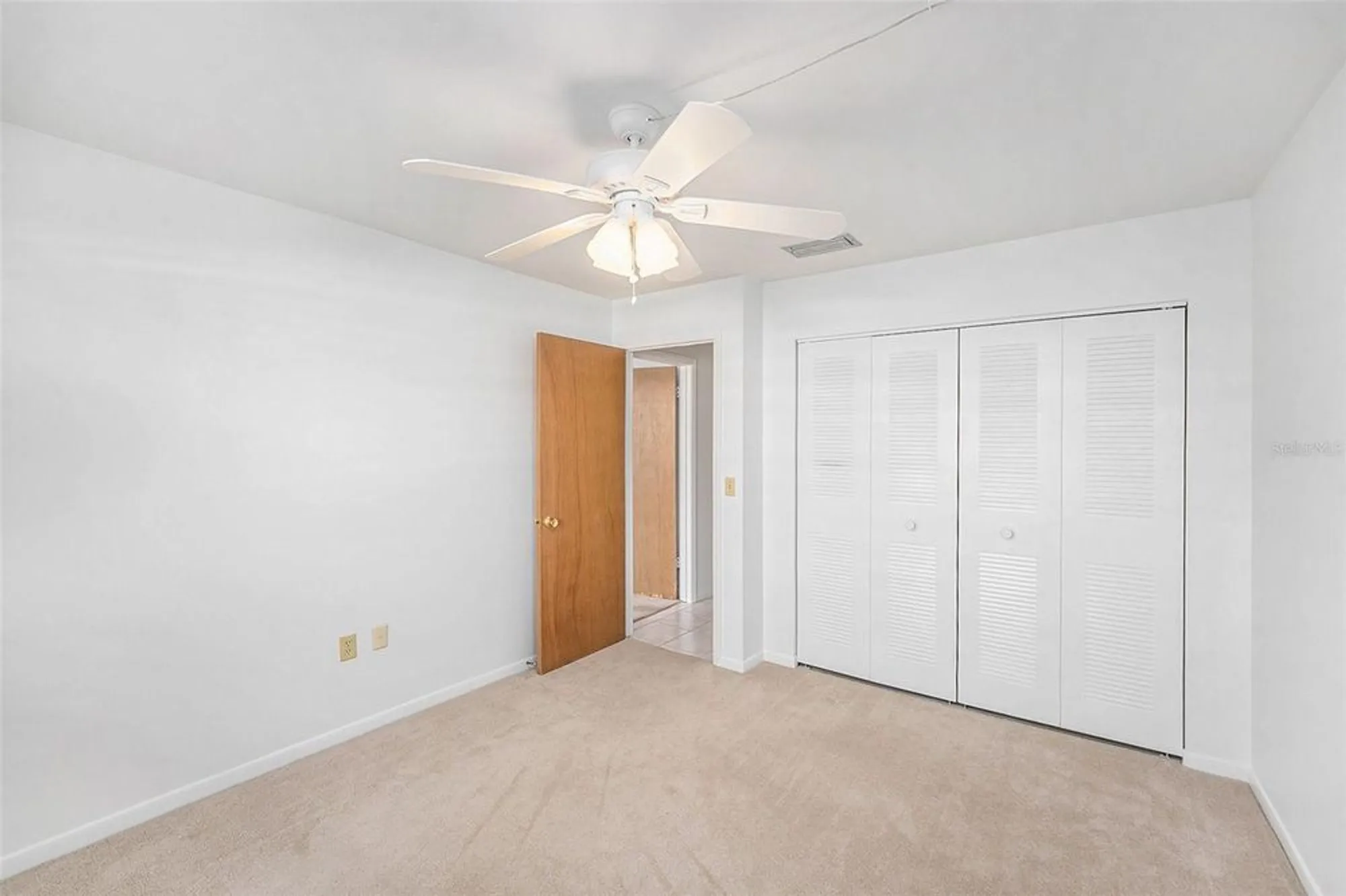 Property Slideshow image 28 of 37 | 5623 80th st n unit 211, St Petersburg, FL, 33709