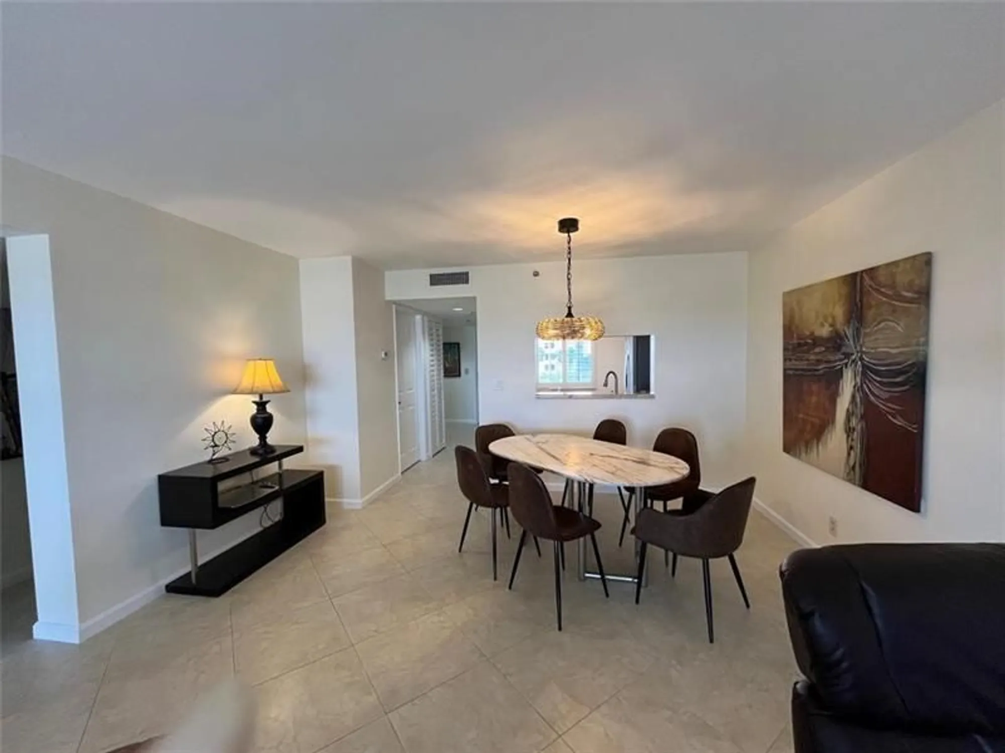 Property Slideshow image 7 of 25 | 7260 kinghurst dr apt 606, Delray Beach, FL, 33446
