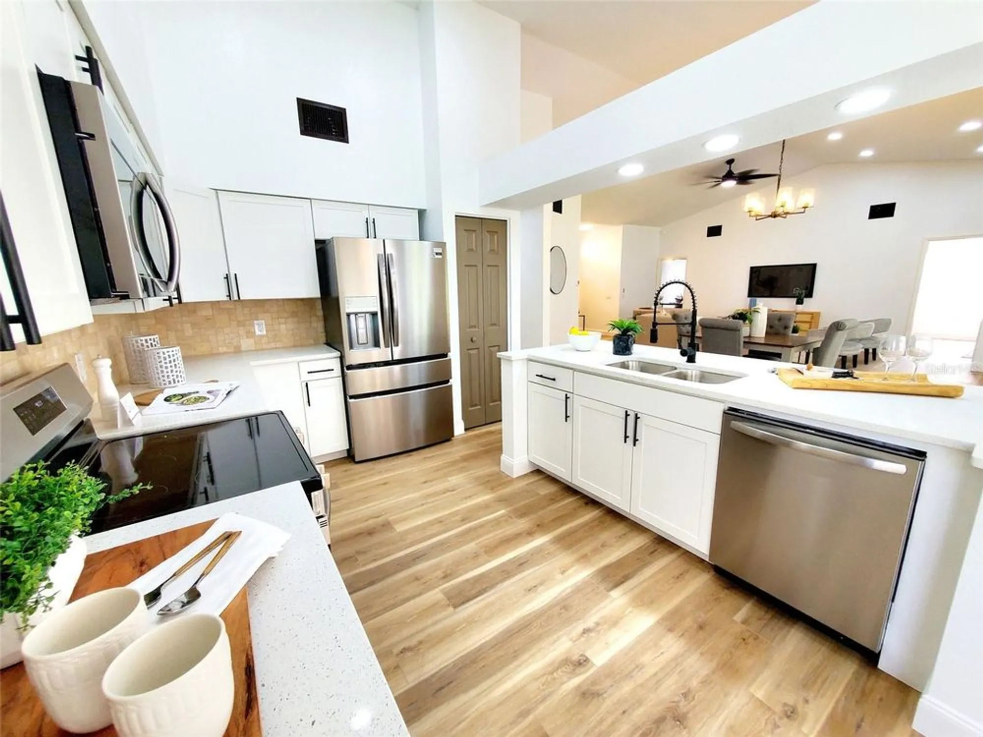 Property Slideshow image 13 of 50 | 1517 morning rose pl, Trinity, FL, 34655