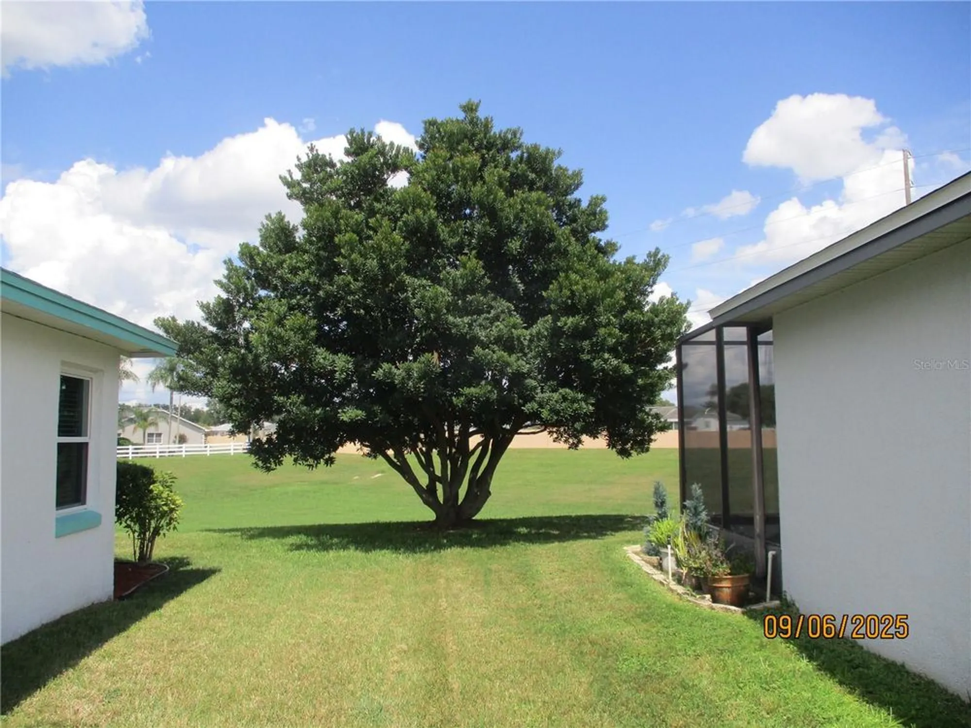 Property Slideshow image 5 of 60 | 6143 crane dr, Lakeland, FL, 33809