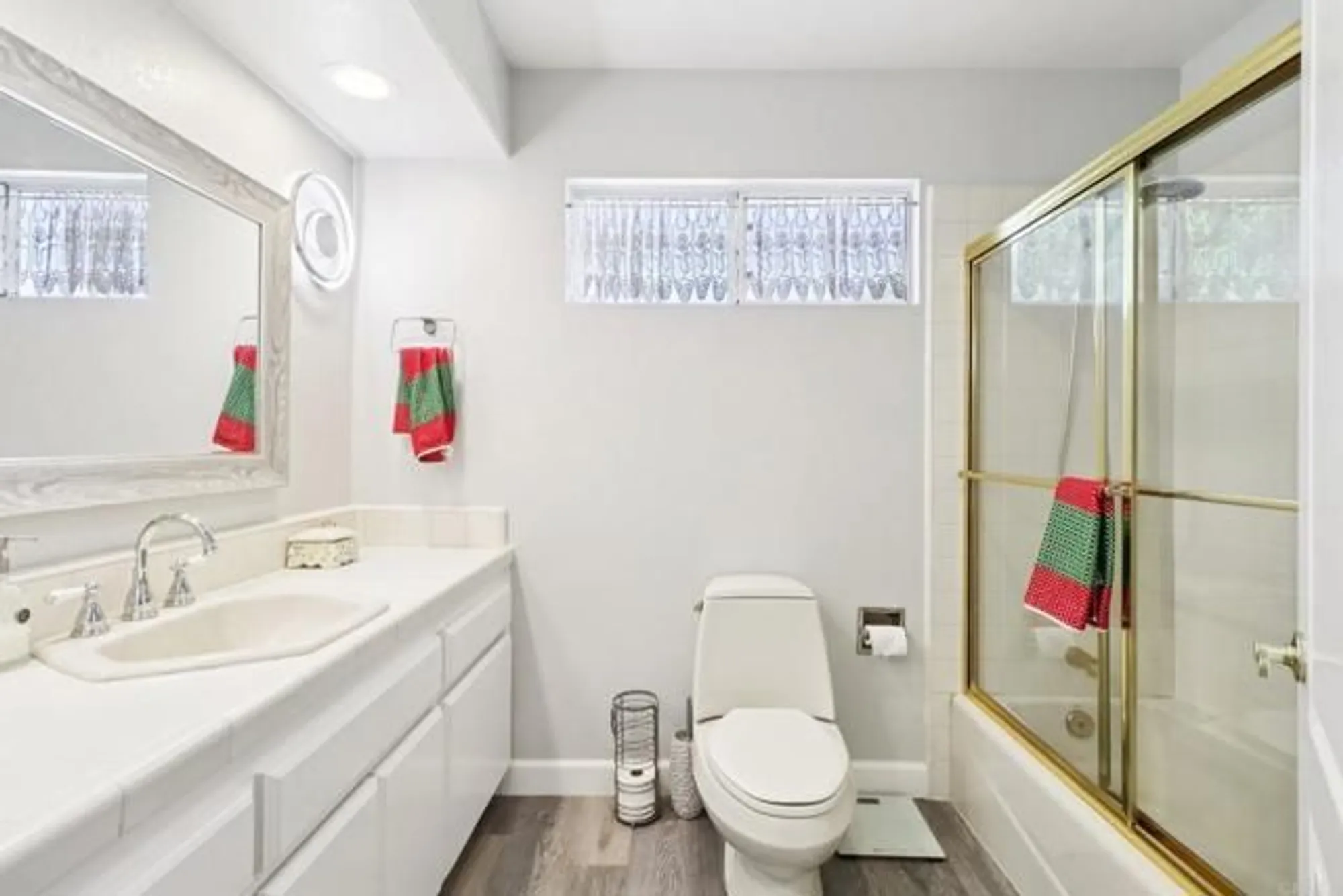 Property Slideshow image 28 of 42 | 9704 indian creek way, Escondido, CA, 92026