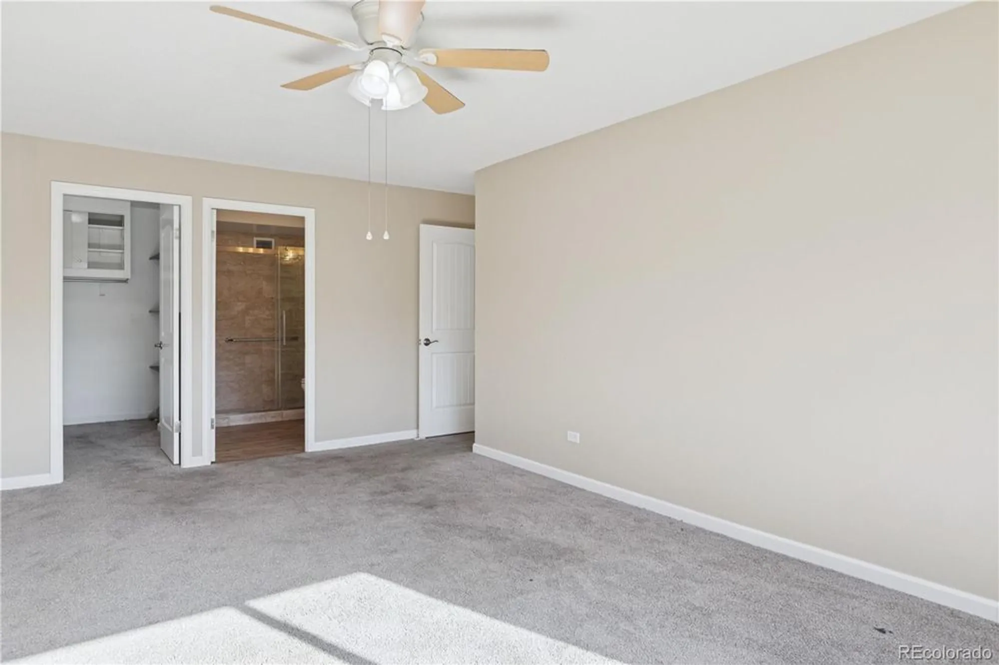 Property Slideshow image 25 of 35 | 660 s alton way 7b, Denver, CO, 80247