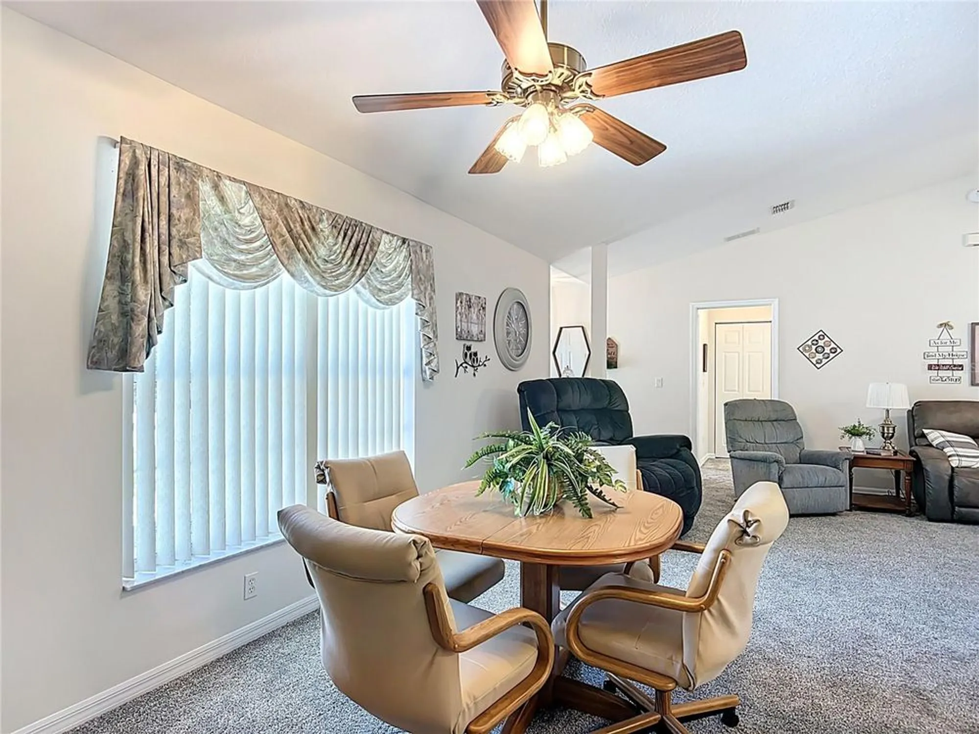 Property Slideshow image 18 of 77 | 8729 sw 60th cir, Ocala, FL, 34476