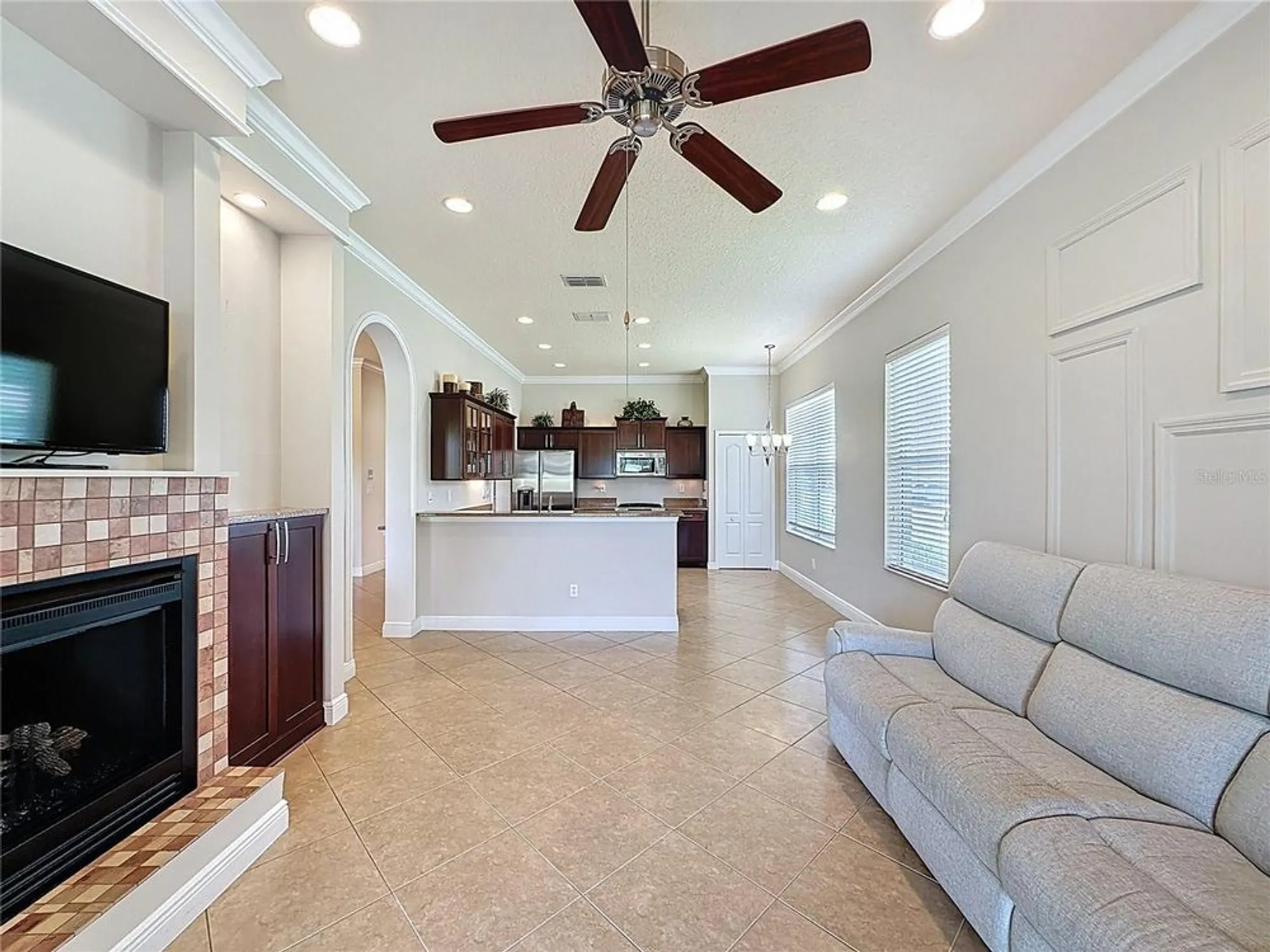 Property Slideshow image 15 of 70 | 243 bayou bend rd, Groveland, FL, 34736