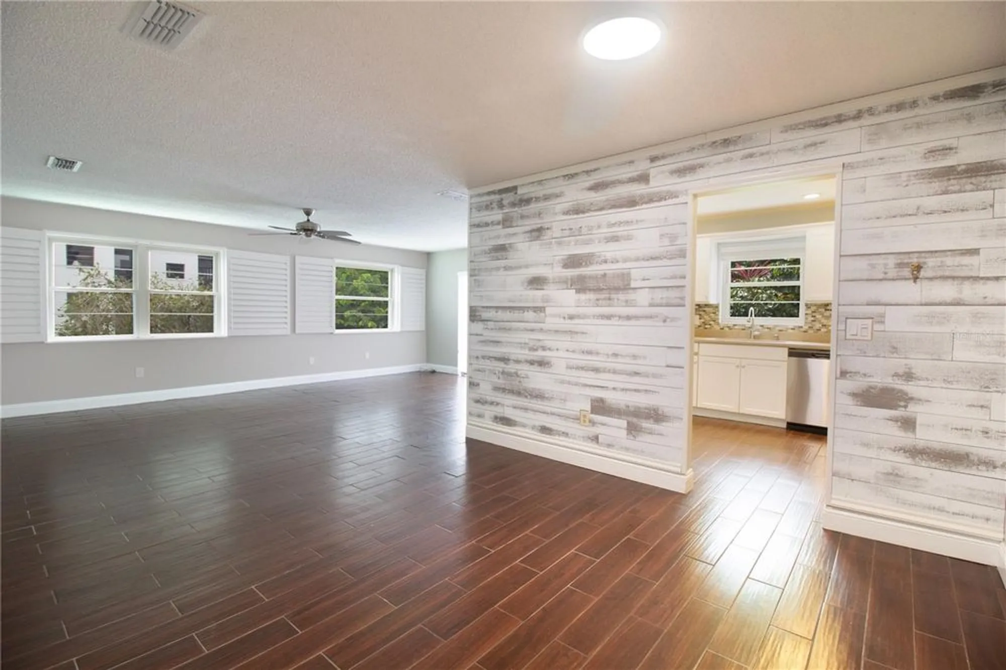 Property Slideshow image 6 of 35 | 6080 80th st n unit 201, St Petersburg, FL, 33709