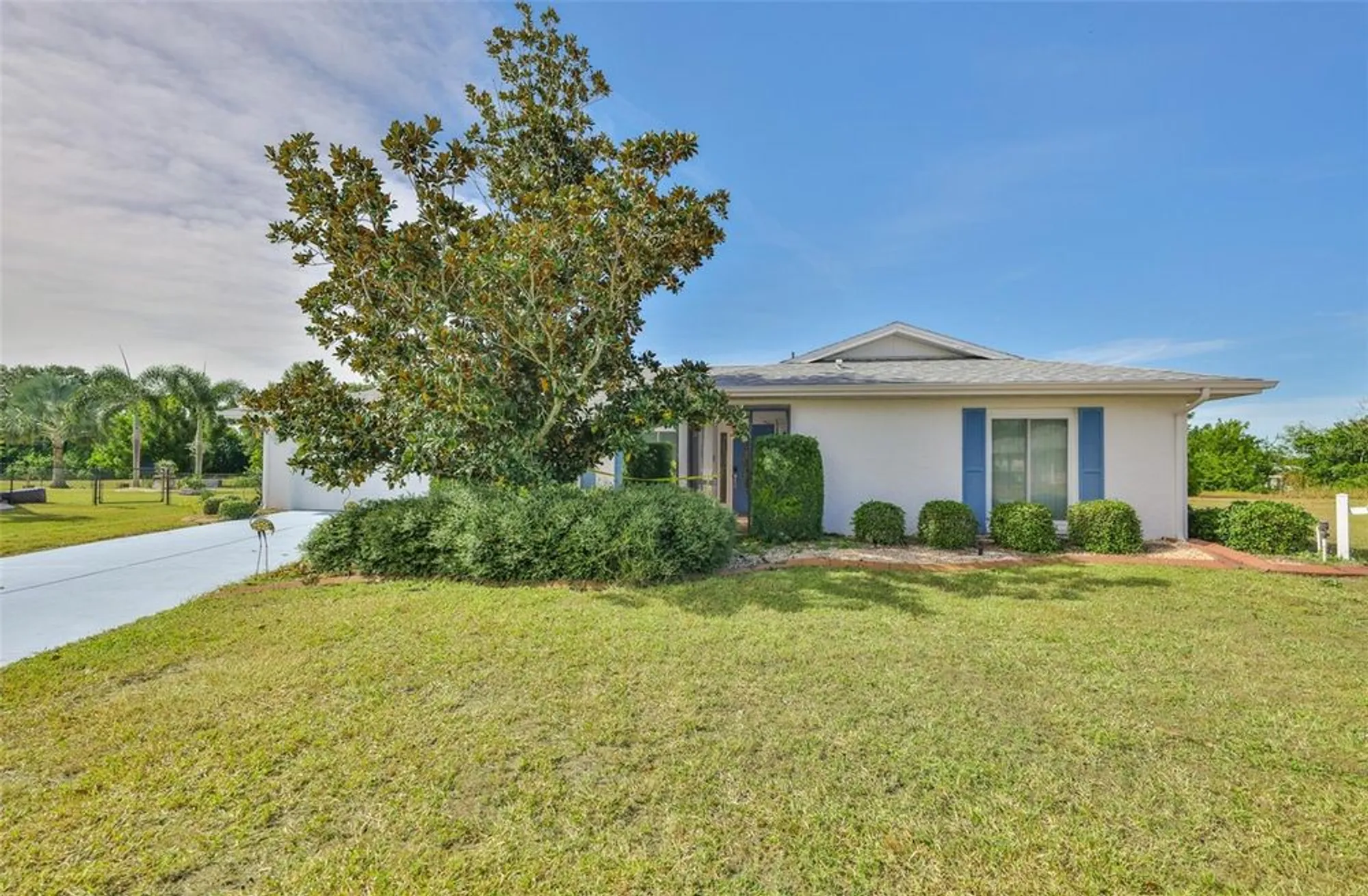 Property Slideshow image 7 of 46 | 1807 pineapple palm ct, Sun City Center, FL, 33573