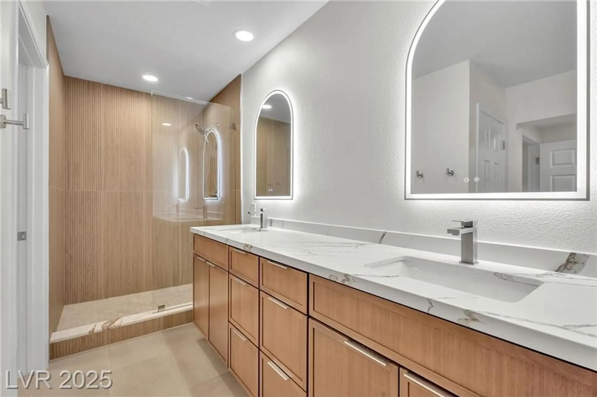 Property Slideshow image 6 of 61 | 8537 glenmount dr, Las Vegas, NV, 89134