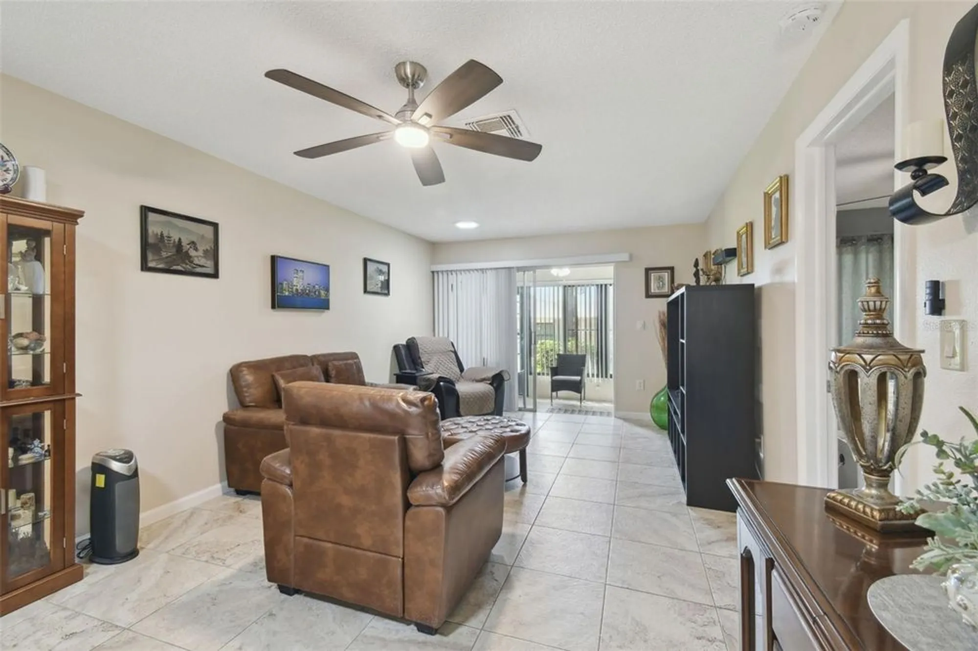 Property Slideshow image 16 of 89 | 8130 braddock cir 3, Port Richey, FL, 34668