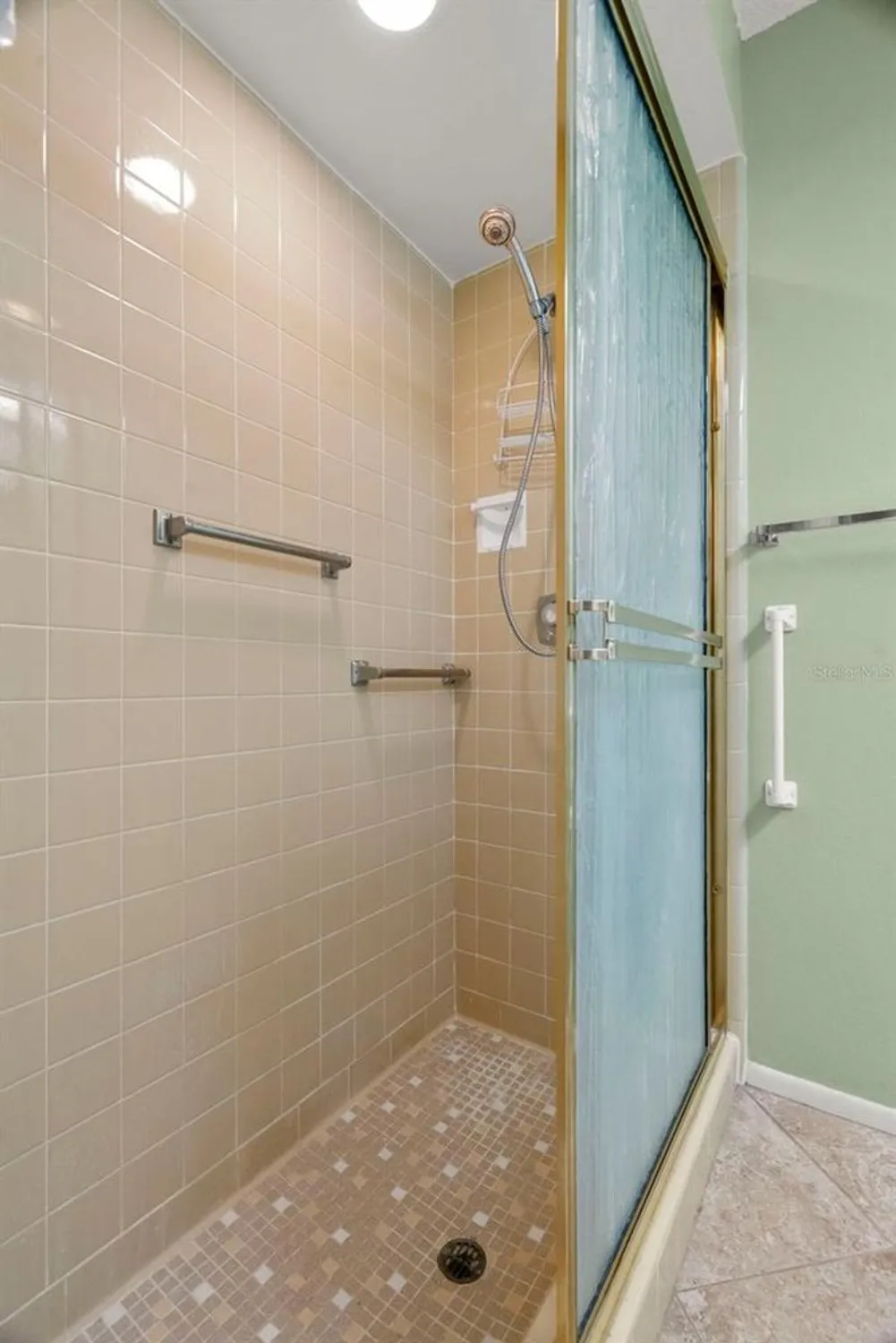 Property Slideshow image 28 of 39 | 8111 braddock cir 6, Port Richey, FL, 34668