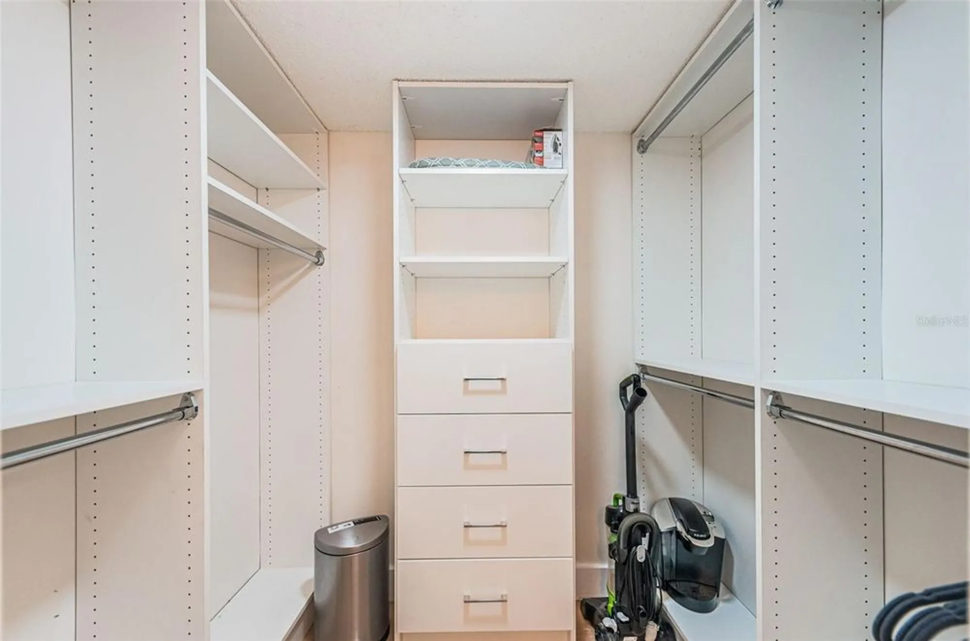 Property Slideshow image 23 of 50 | 6177 sun blvd apt 307, Saint Petersburg, FL, 33715