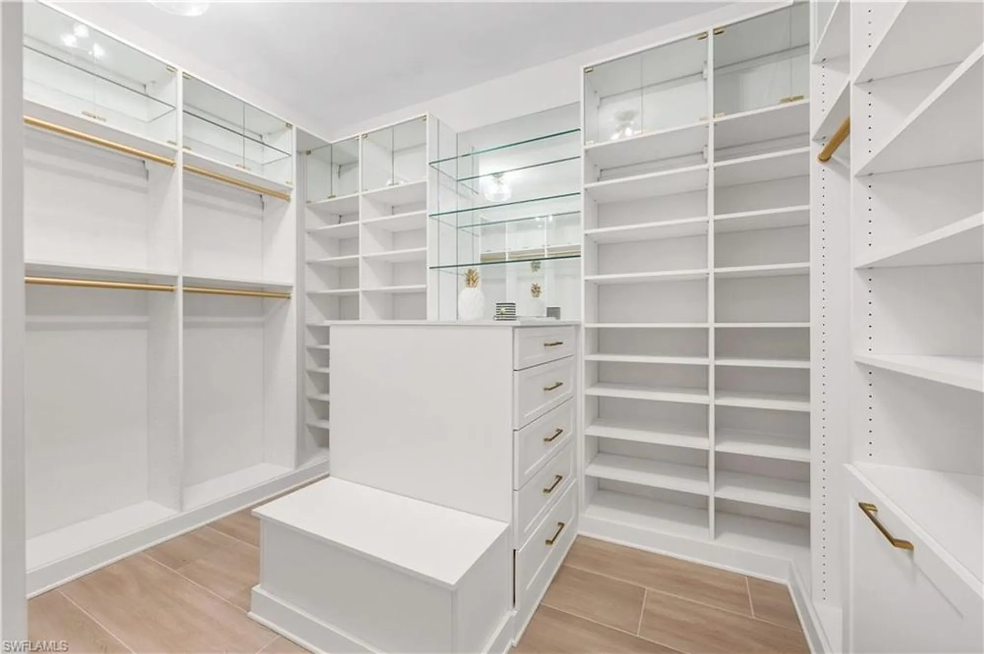 Property Slideshow image 8 of 21 | 24031 via castella dr 1303, Bonita Springs, FL, 34134