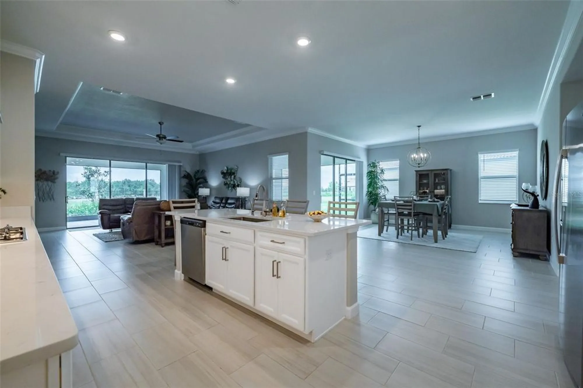 Property Slideshow image 12 of 80 | 5329 windy grove dr, Wimauma, FL, 33598