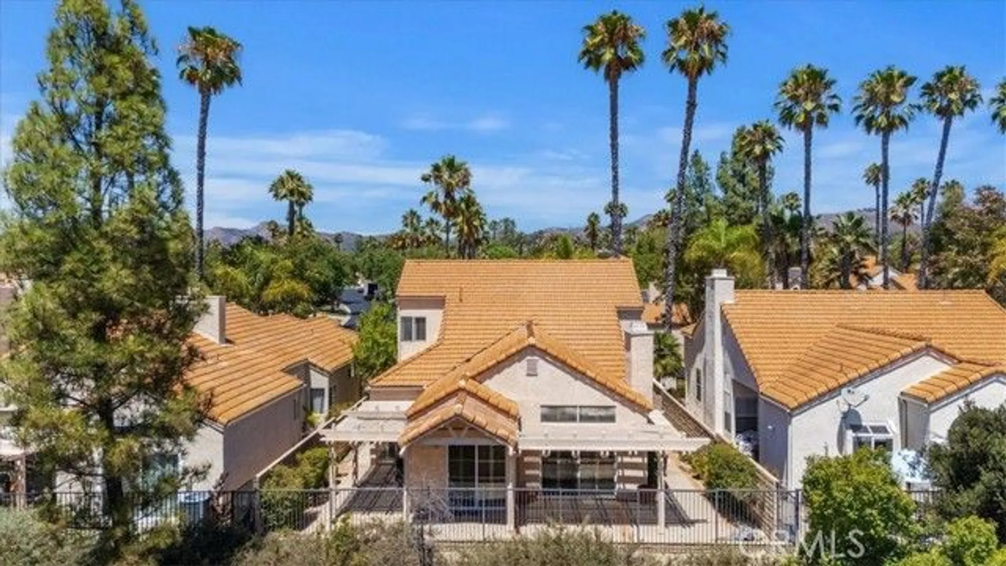 Property Slideshow image 47 of 69 | 24181 via prima vera, Murrieta, CA, 92562