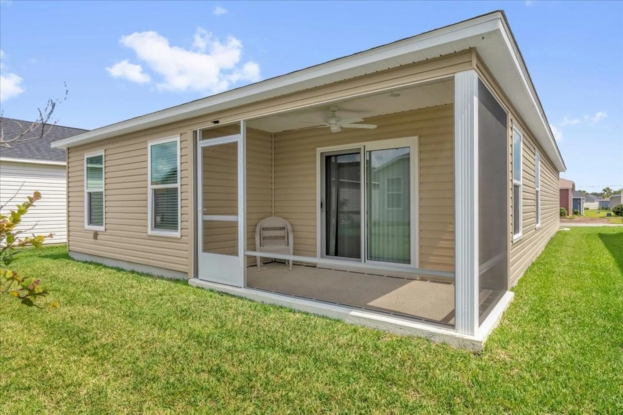 Property Slideshow image 24 of 30 | 2389 tiffany ter, The Villages, FL, 32163