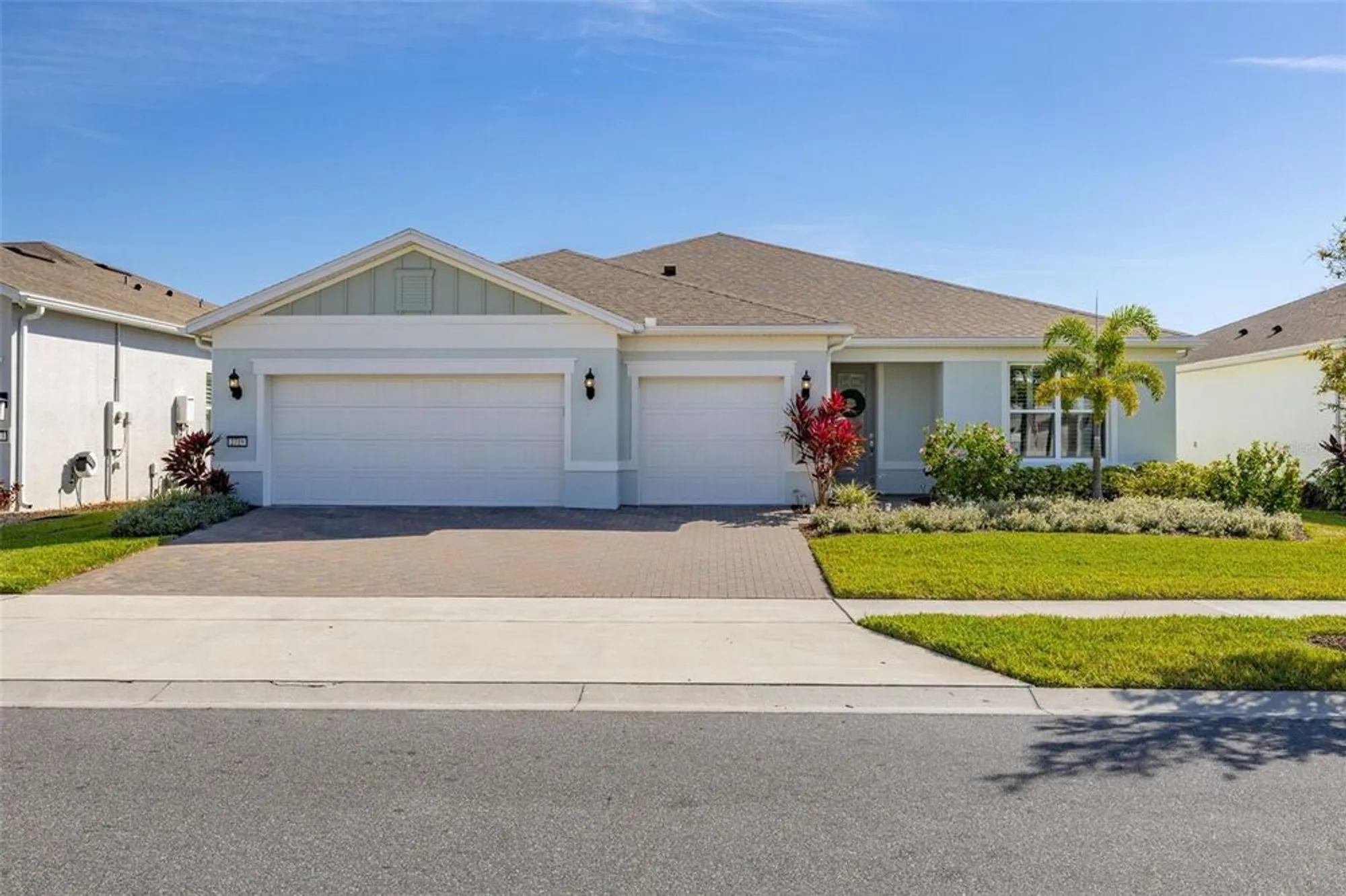 Property Slideshow image 1 of 42 | 2719 river creek ln, Saint Cloud, FL, 34771
